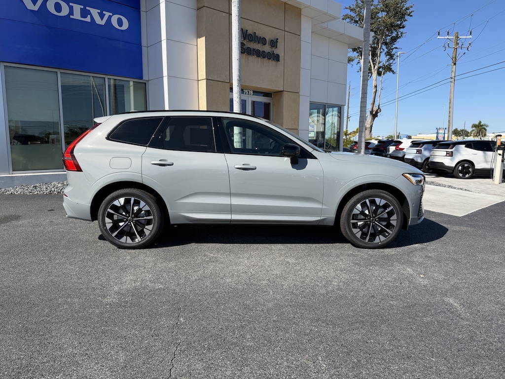 New 2026 Volvo XC60 B5 Plus SUV