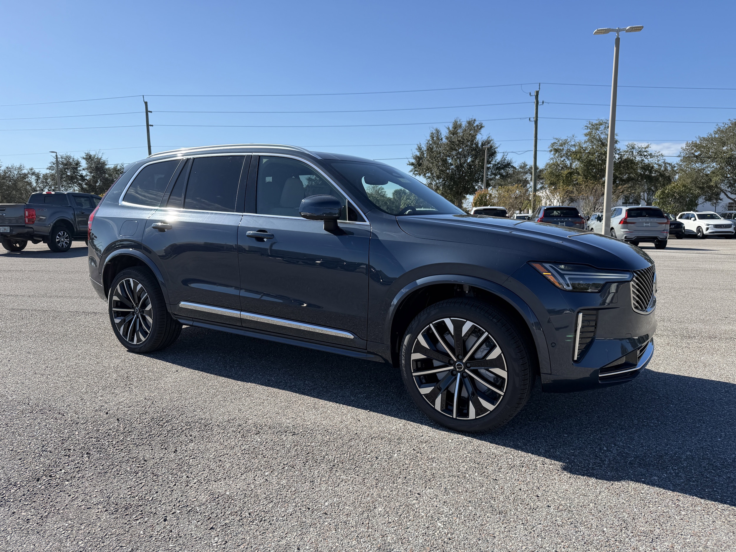 2026 Volvo XC90 B6 Plus Bright 7-Seater 4WD's photo
