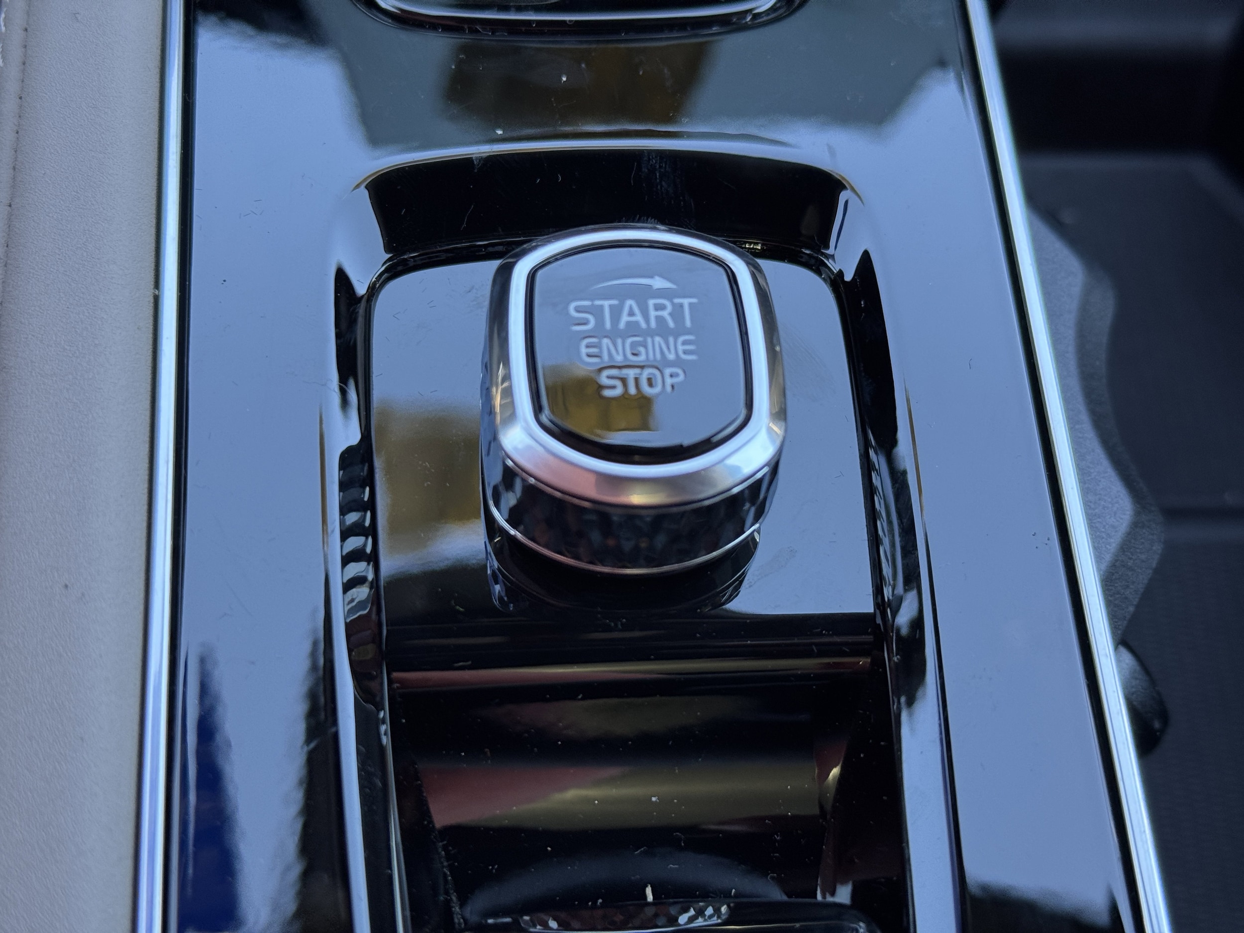 2026 Volvo XC90 Plus - Photo 26