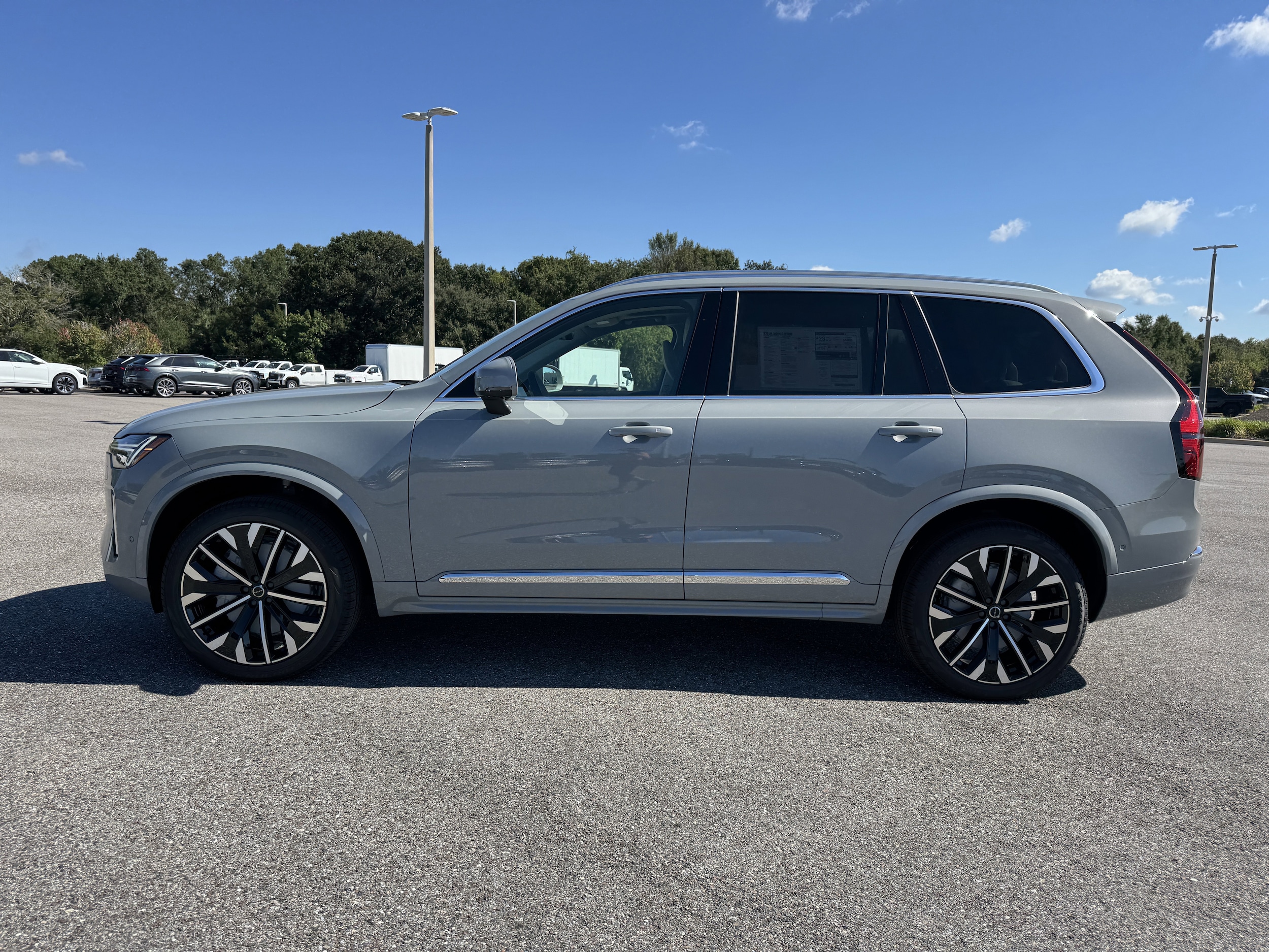 2026 Volvo XC90 Ultra - Photo 6