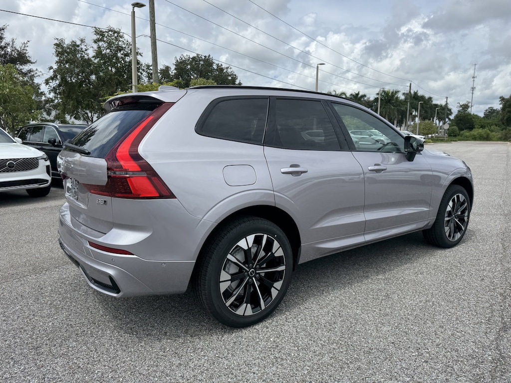 New 2026 Volvo XC60 B5 Plus SUV