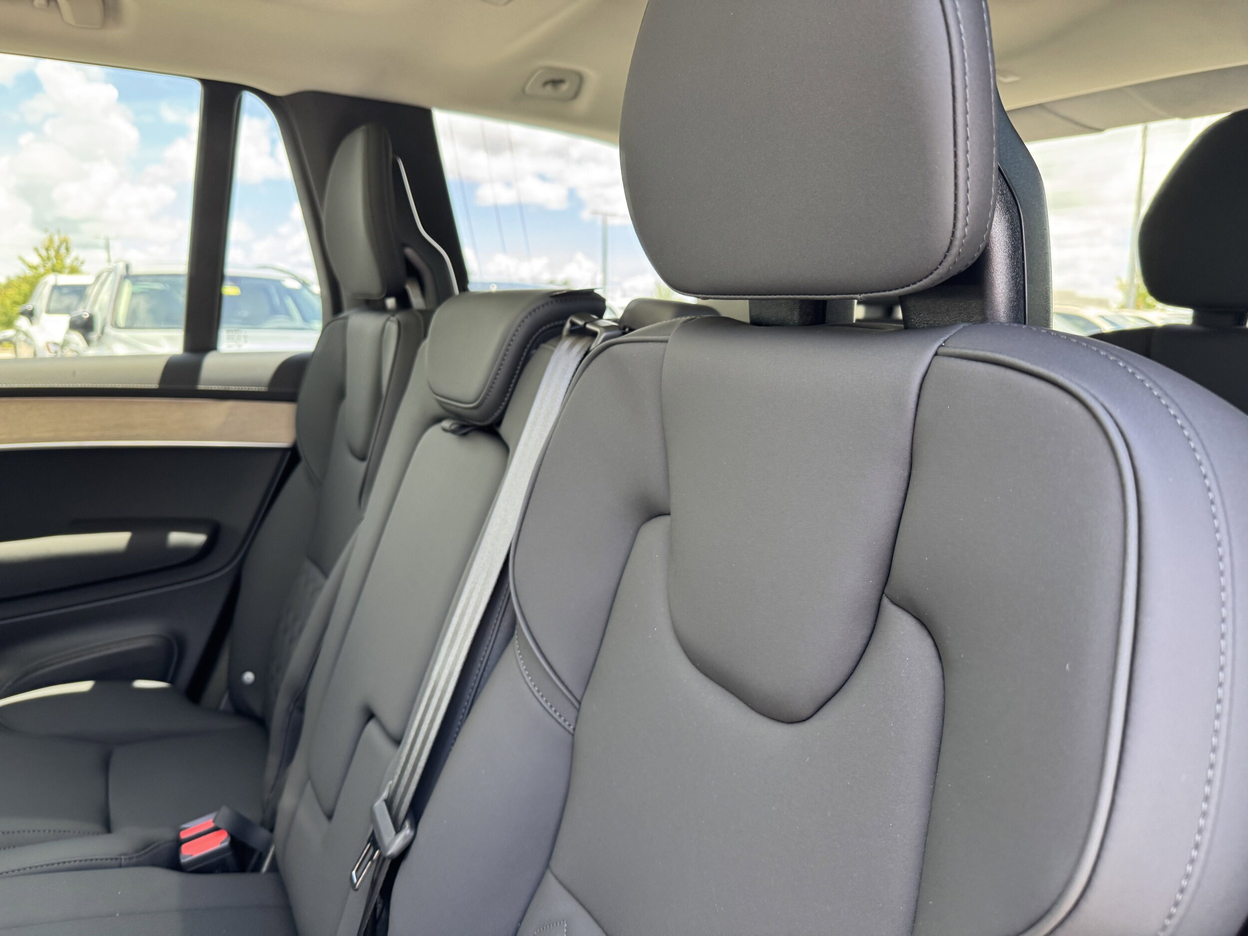2026 Volvo XC90 Core - Photo 16
