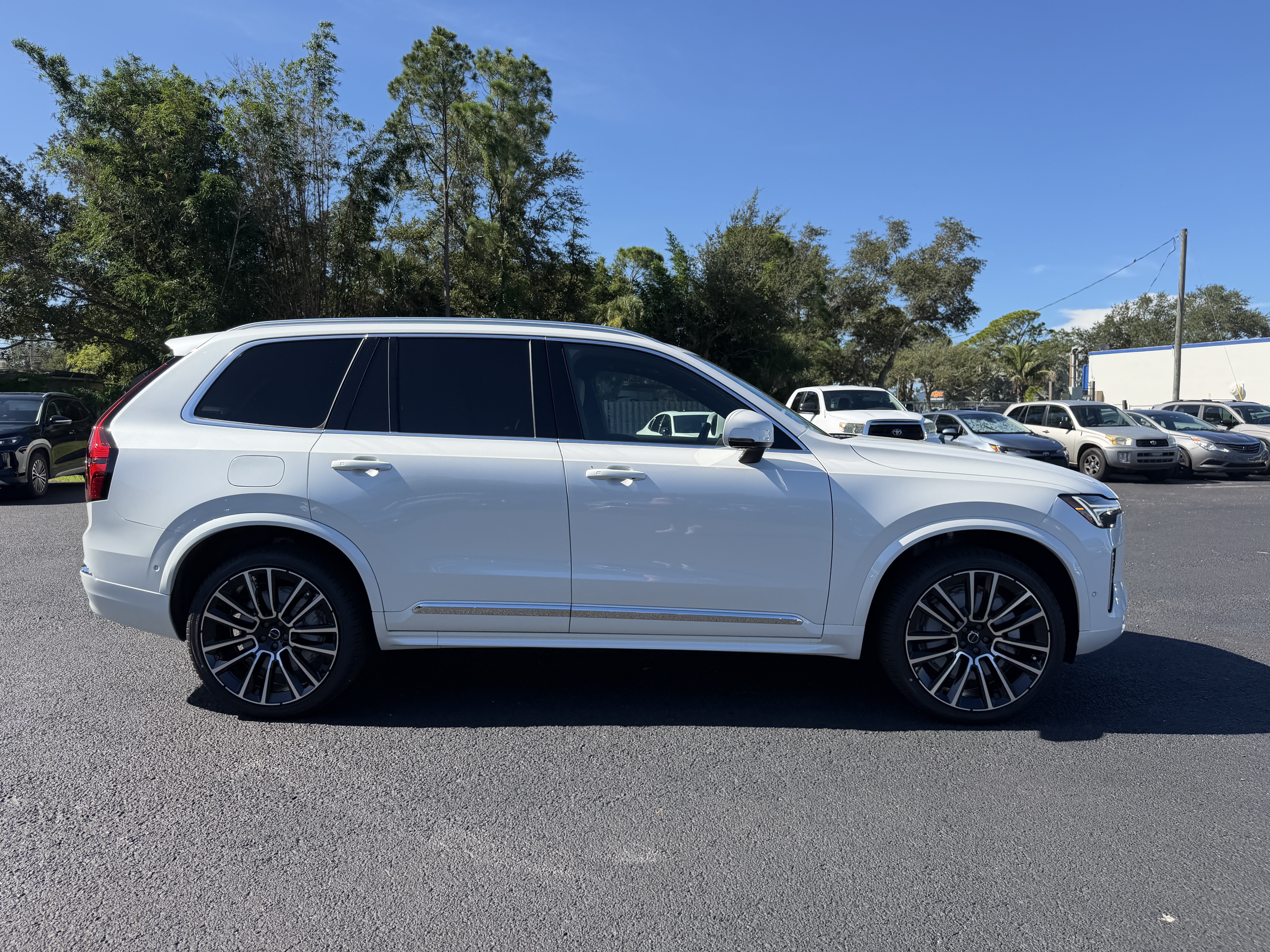 New 2027 Volvo XC90 B6 Plus 7-Seater SUV