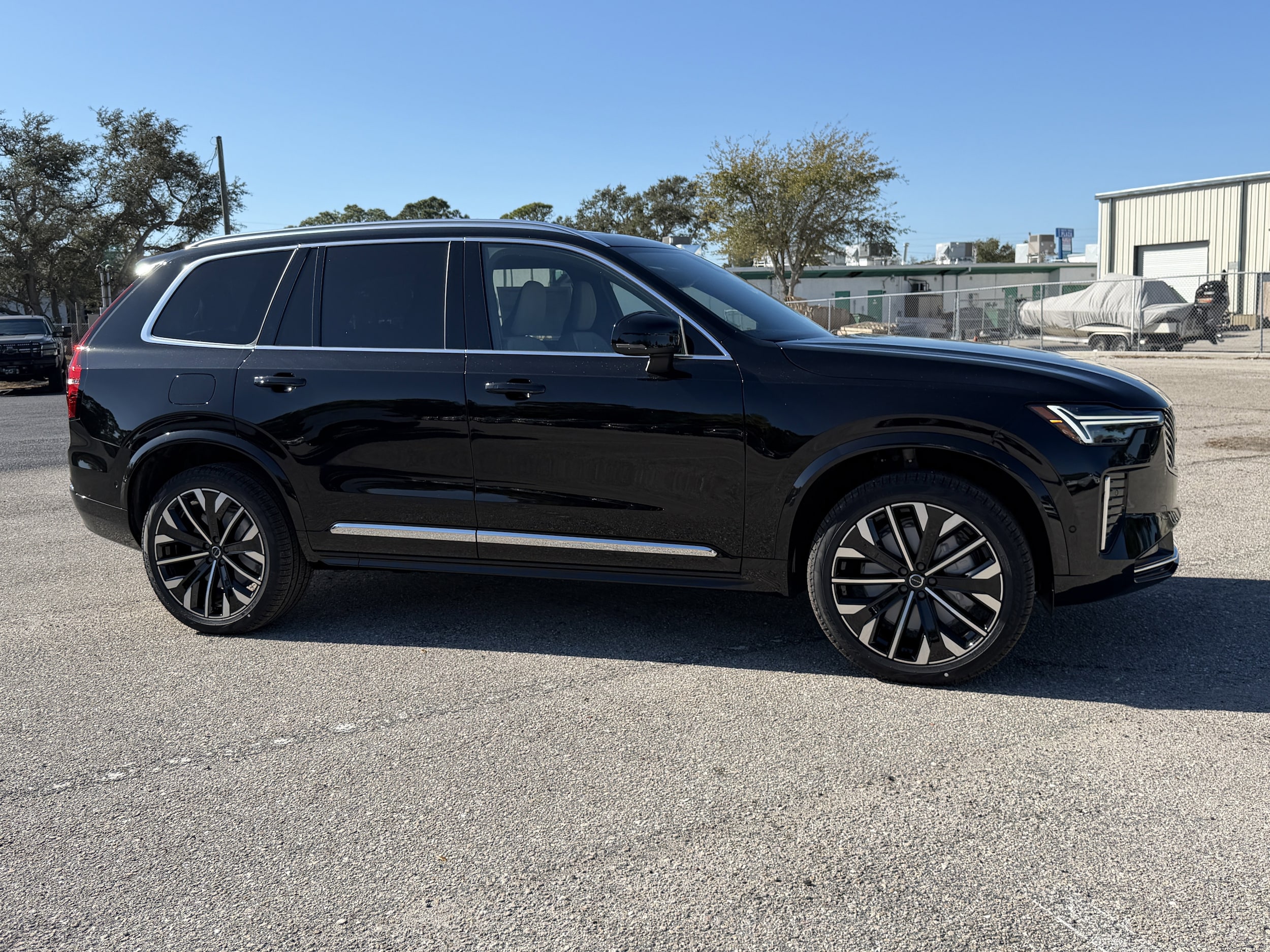 2026 Volvo XC90 B6 Plus Bright 7-Seater 4WD's photo