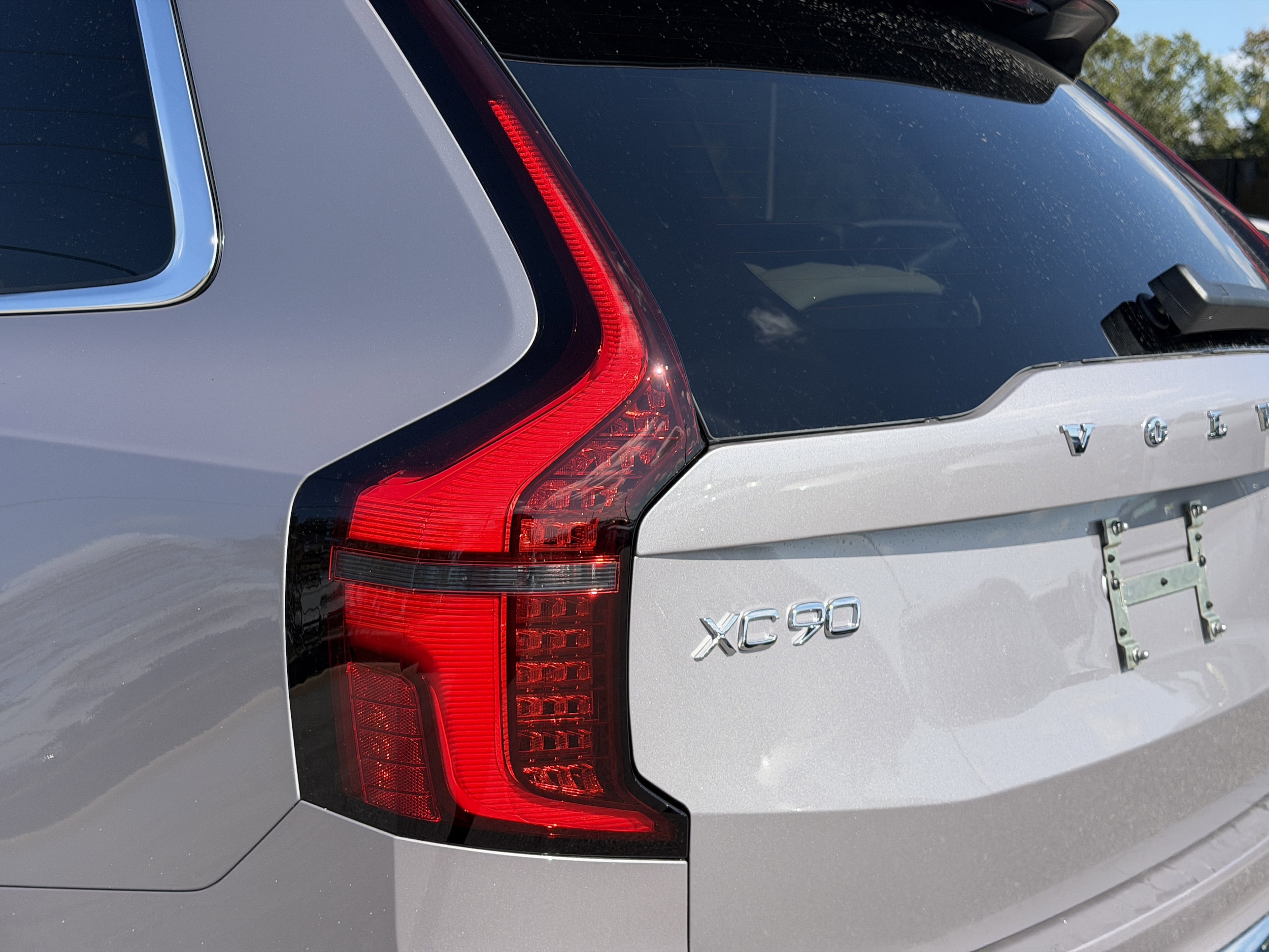 2026 Volvo XC90 Plus - Photo 9