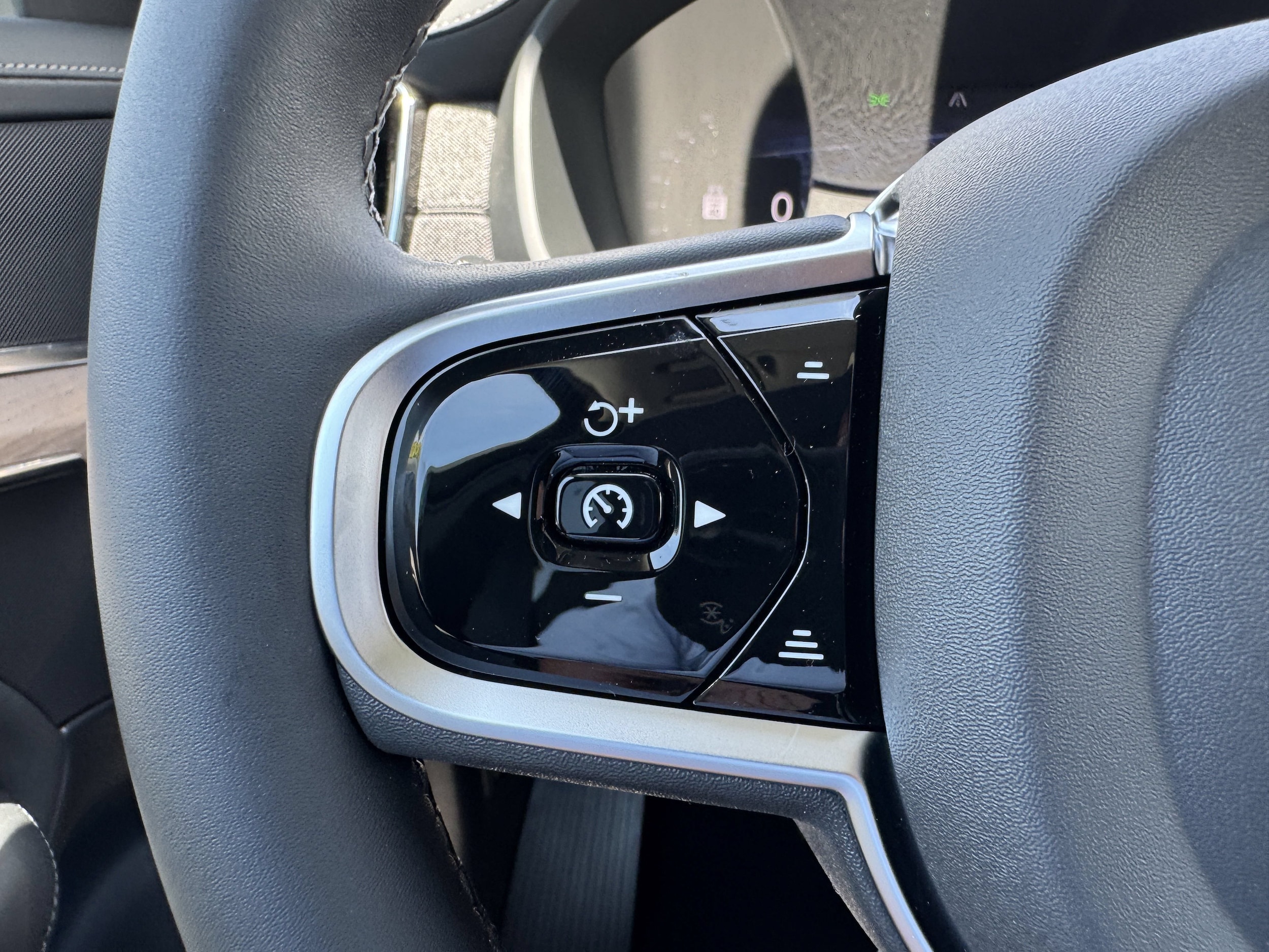 2026 Volvo XC90 Core - Photo 27