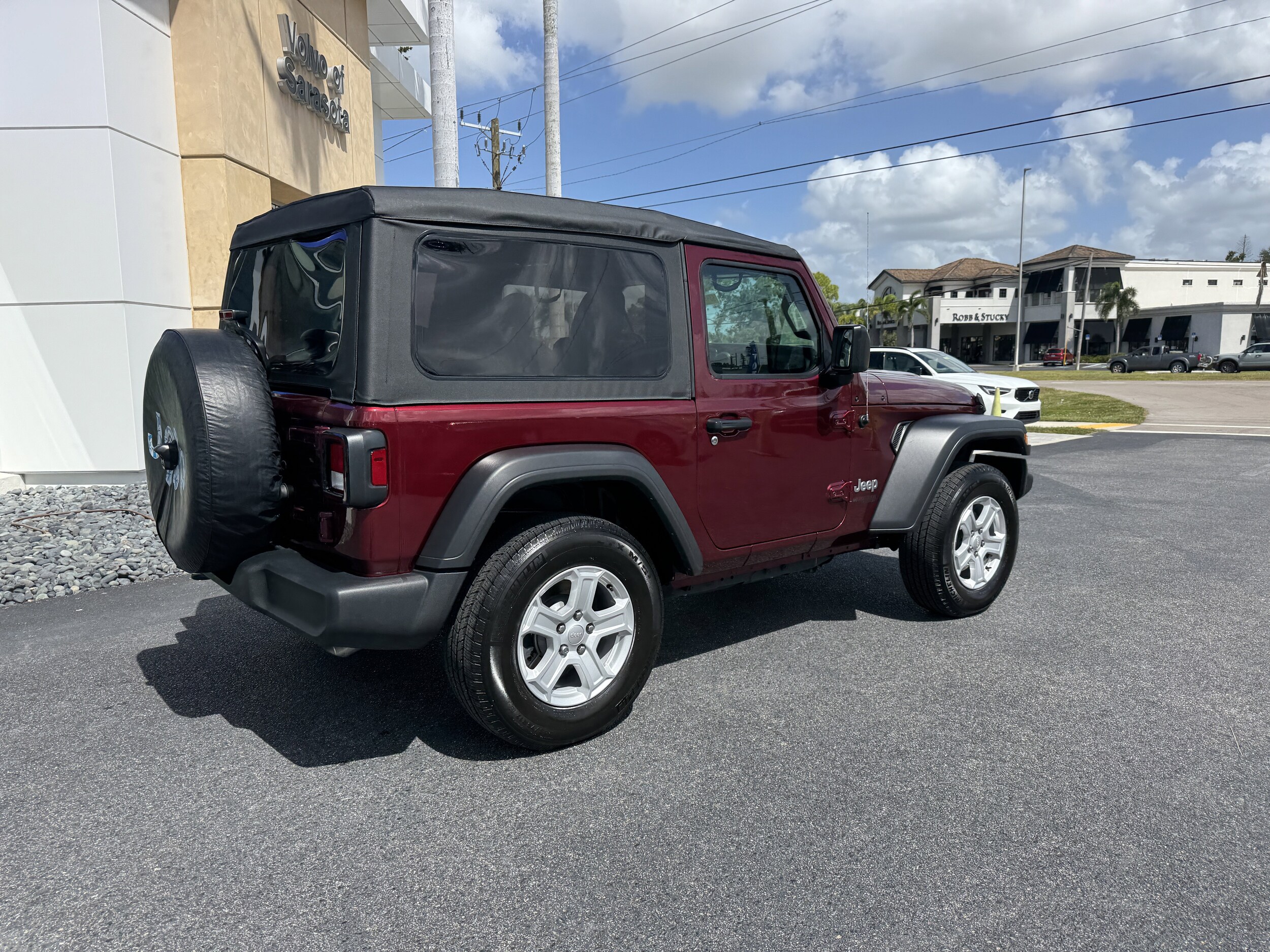 2021 Jeep Wrangler Sport S photo 2