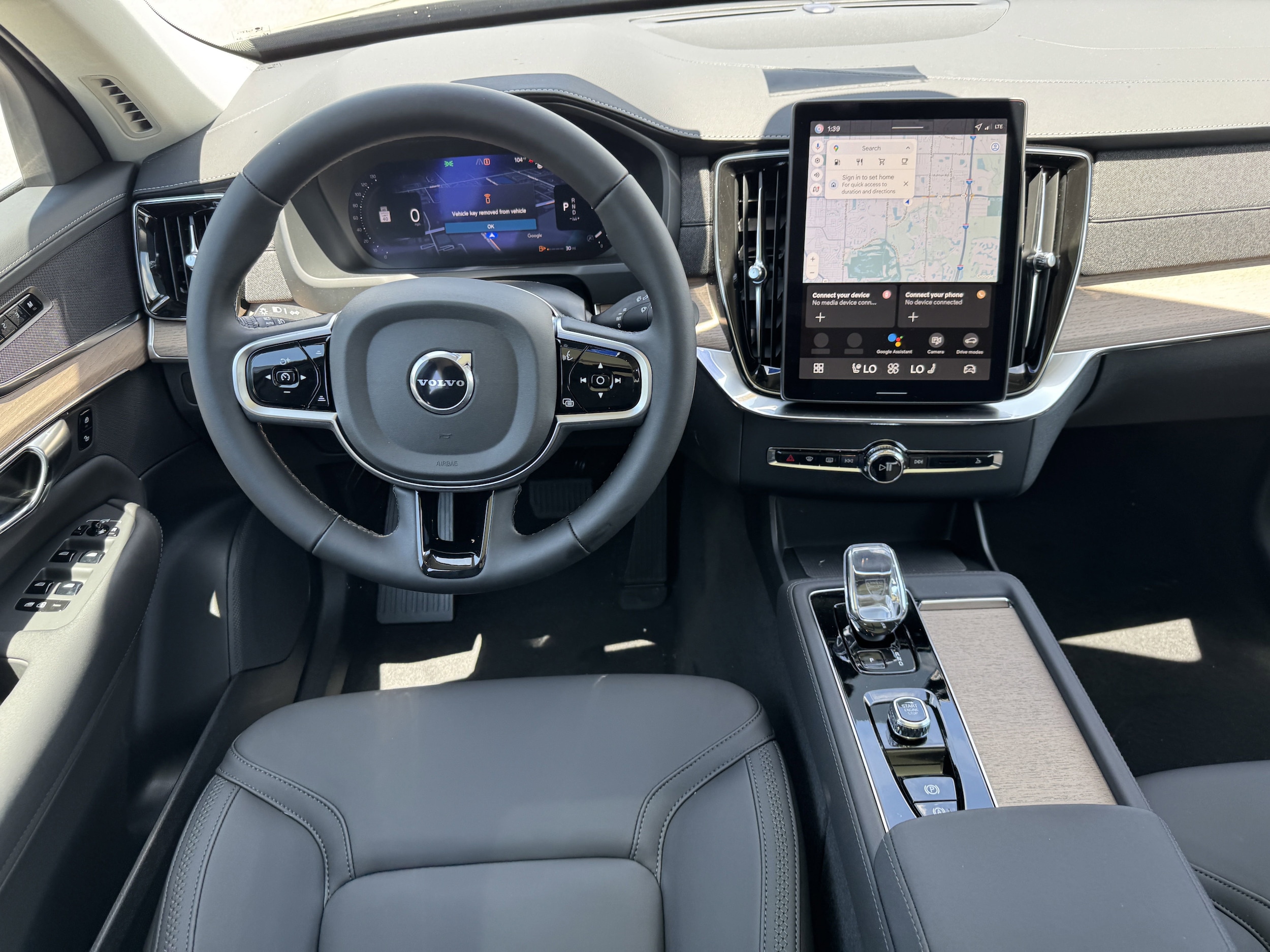 2026 Volvo XC90 Core - Photo 13