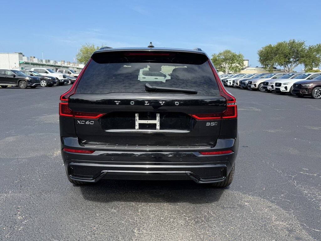 New 2026 Volvo XC60 B5 Plus SUV