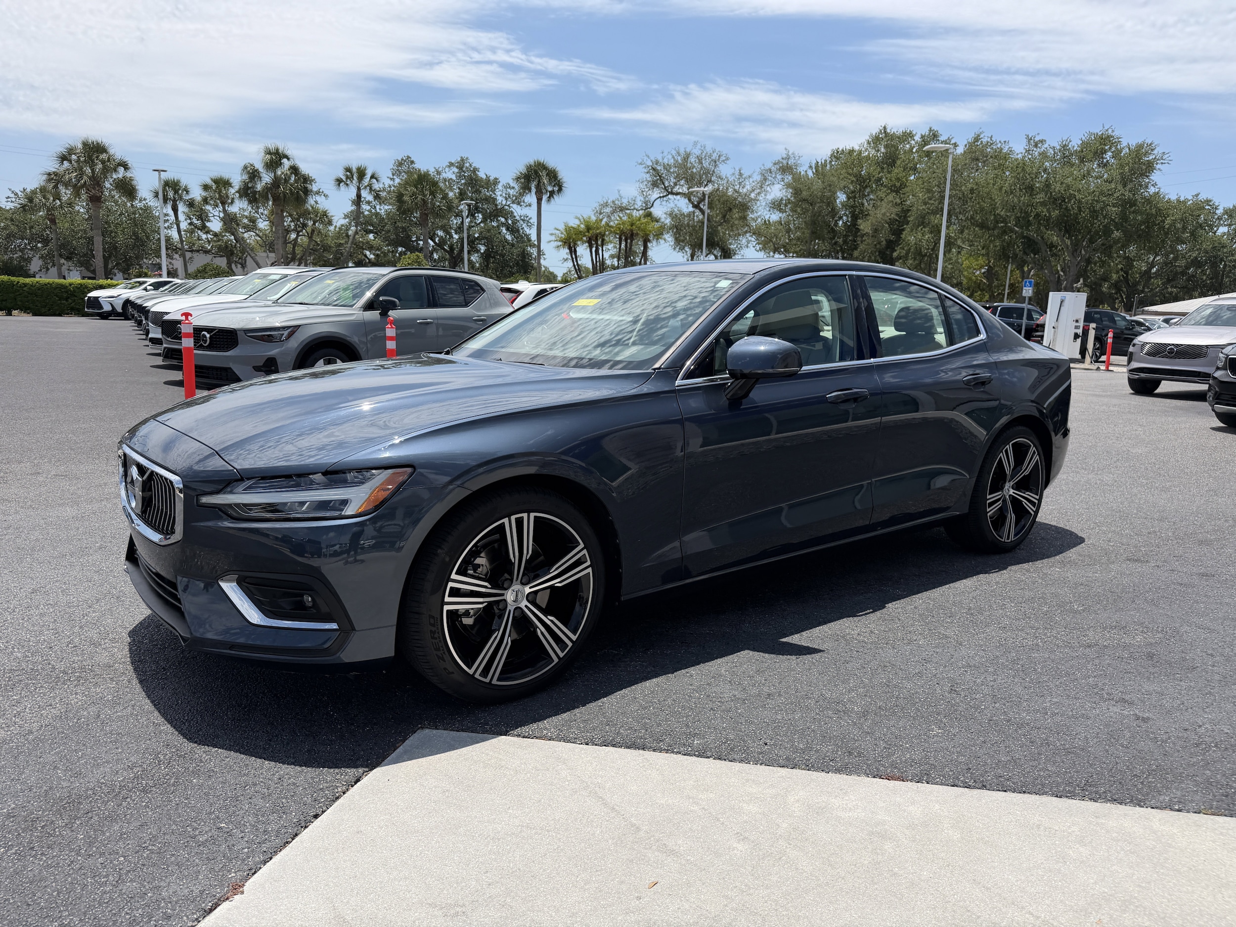 2021 Volvo S60 Inscription - Photo 7