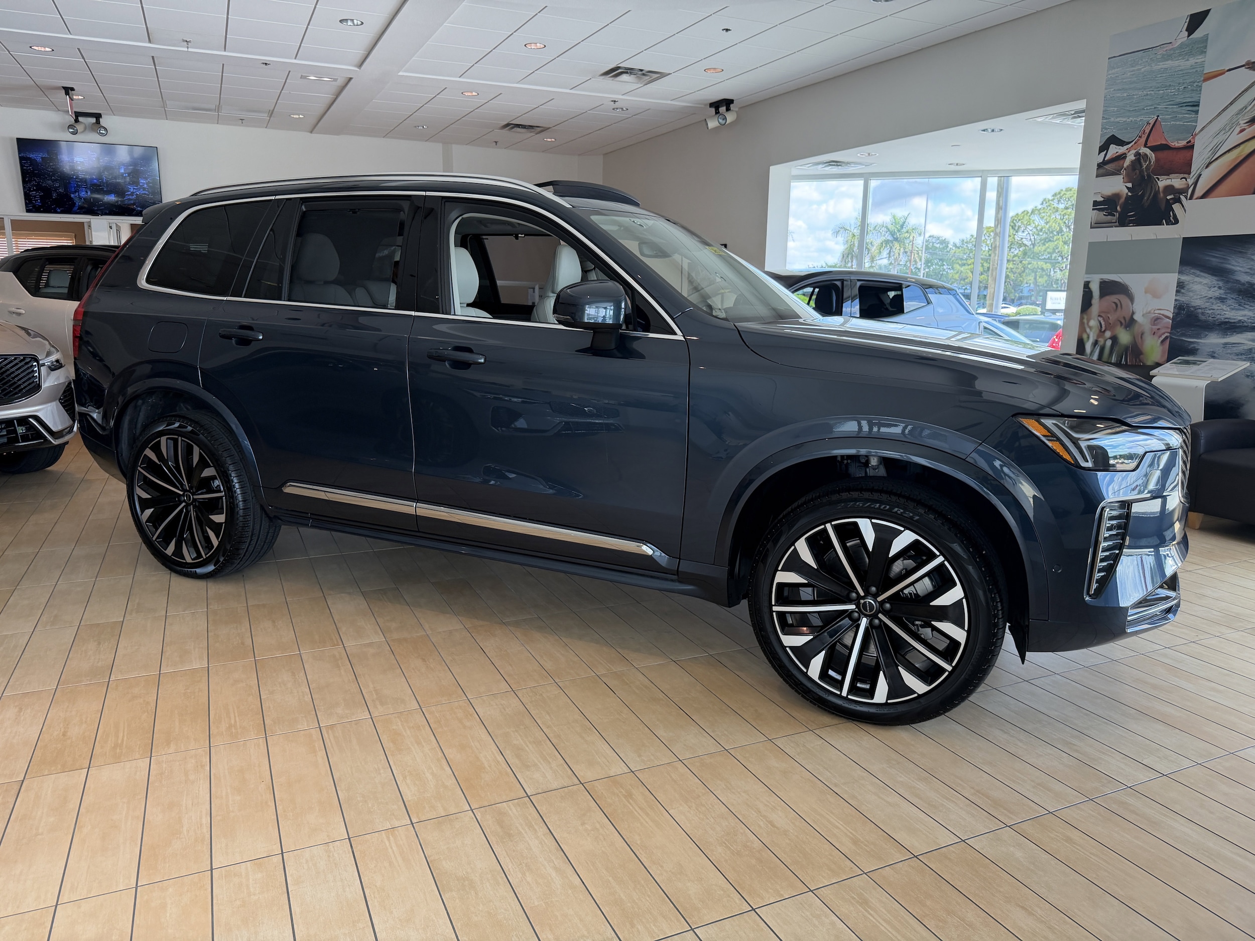 2026 Volvo XC90 B6 Ultra Bright 7-Seater 4WD's photo