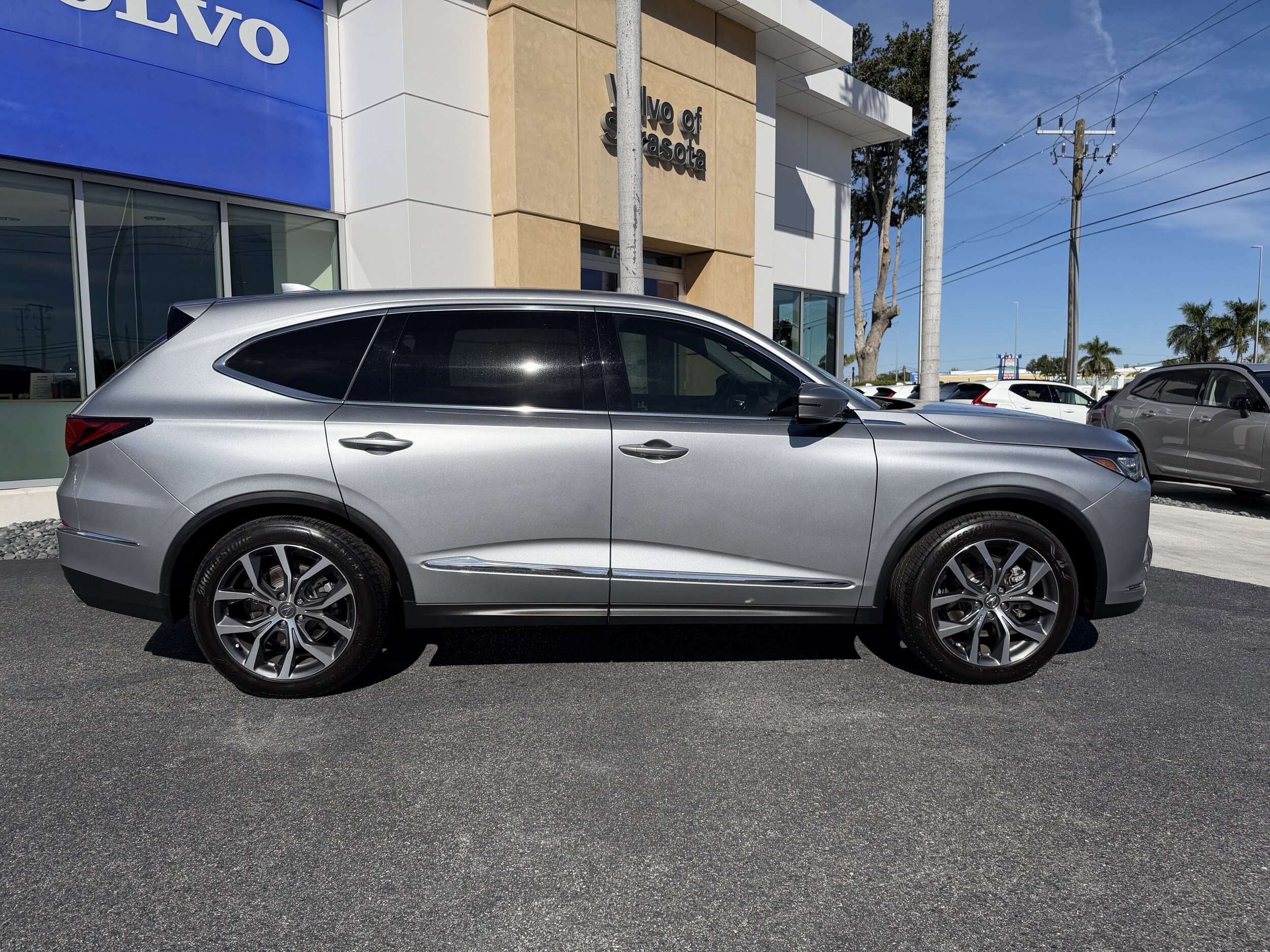 2023 Acura MDX Technology photo 2