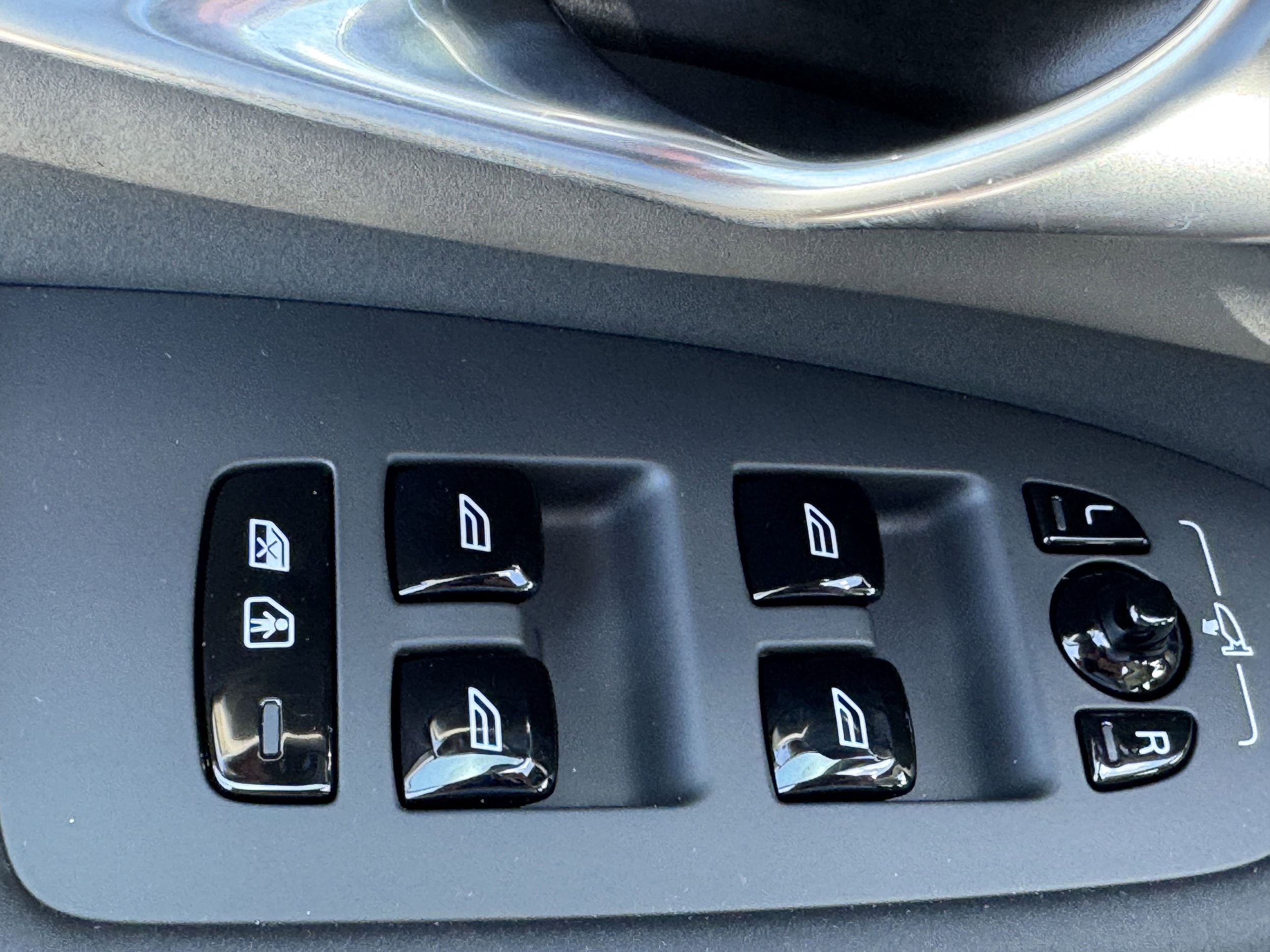 2026 Volvo XC90 Core - Photo 17
