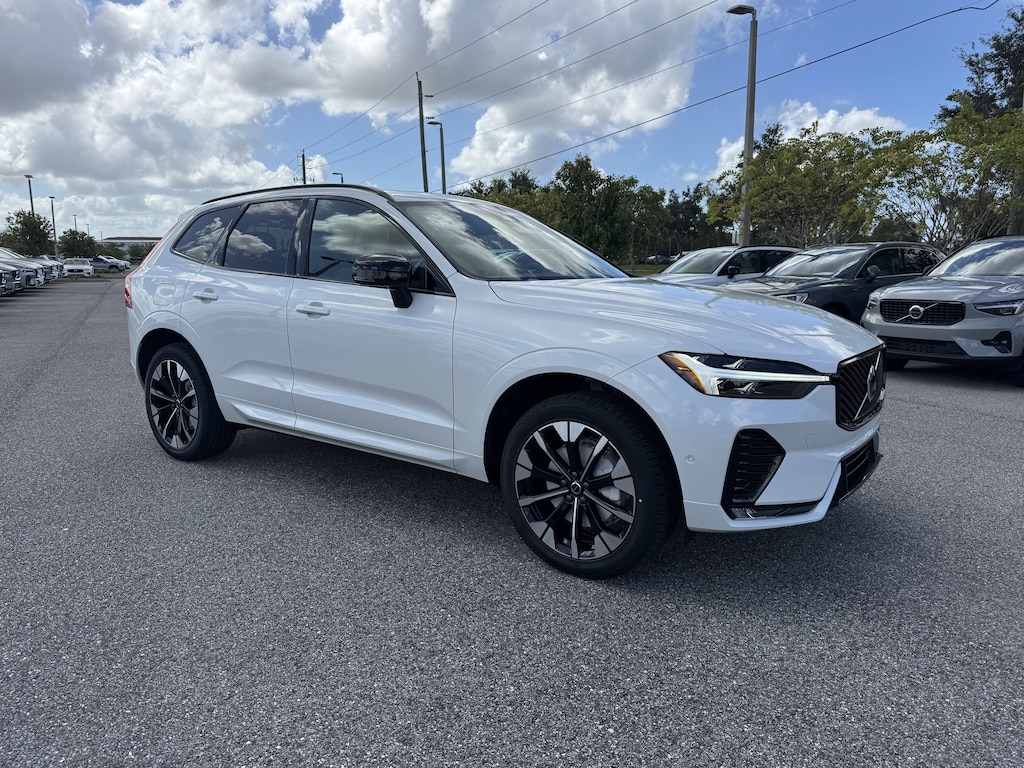 New 2026 Volvo XC60 B5 Plus SUV