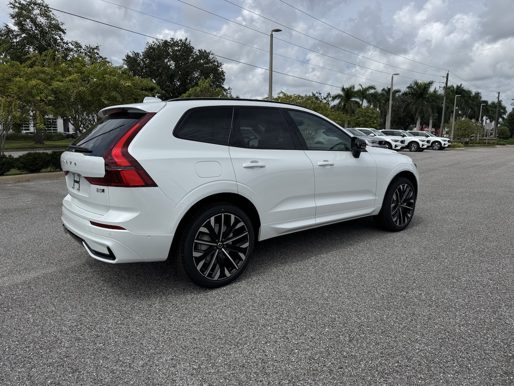 New 2026 Volvo XC60 B5 Ultra SUV