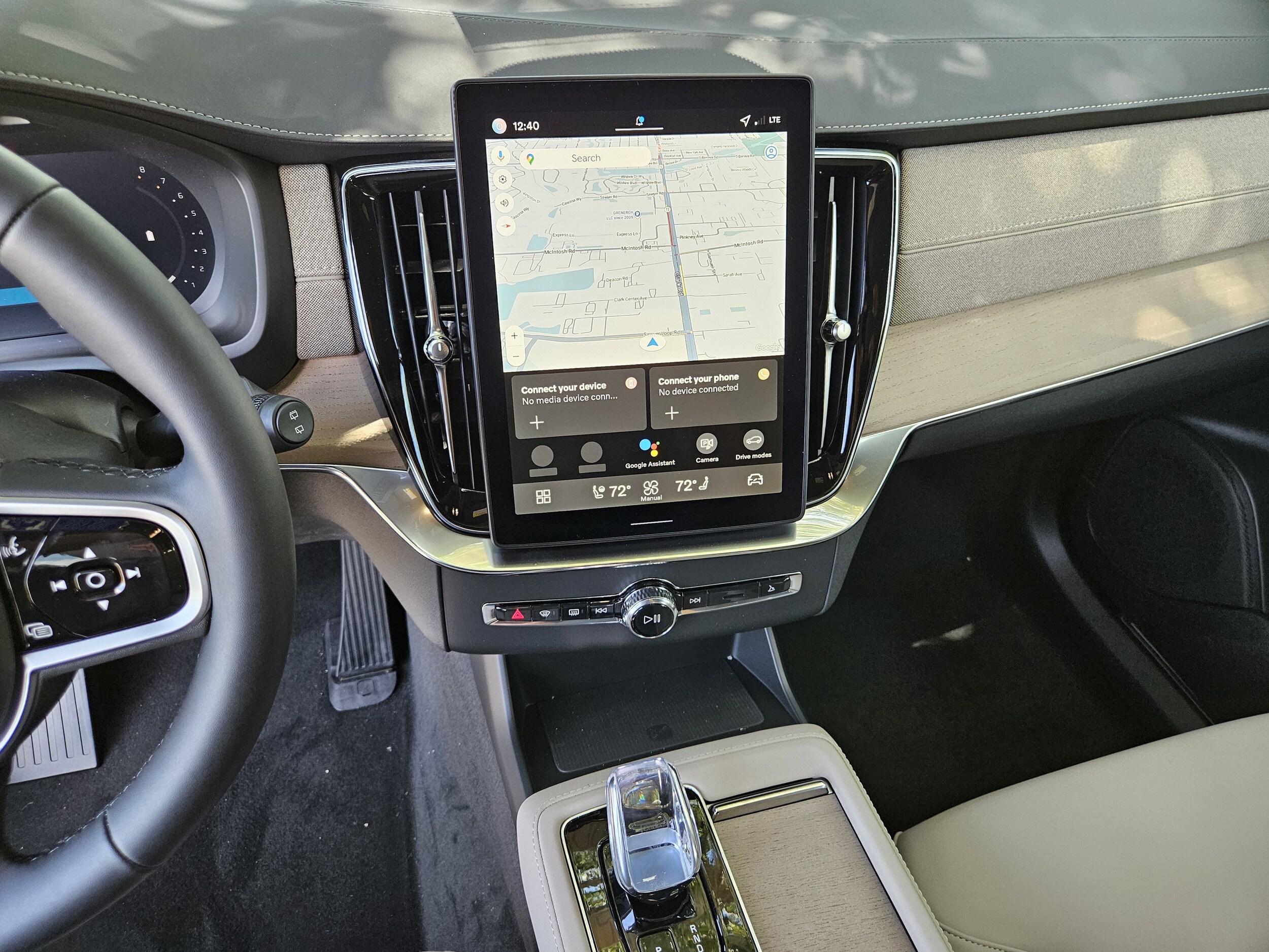 2026 Volvo XC90 Plus - Photo 26