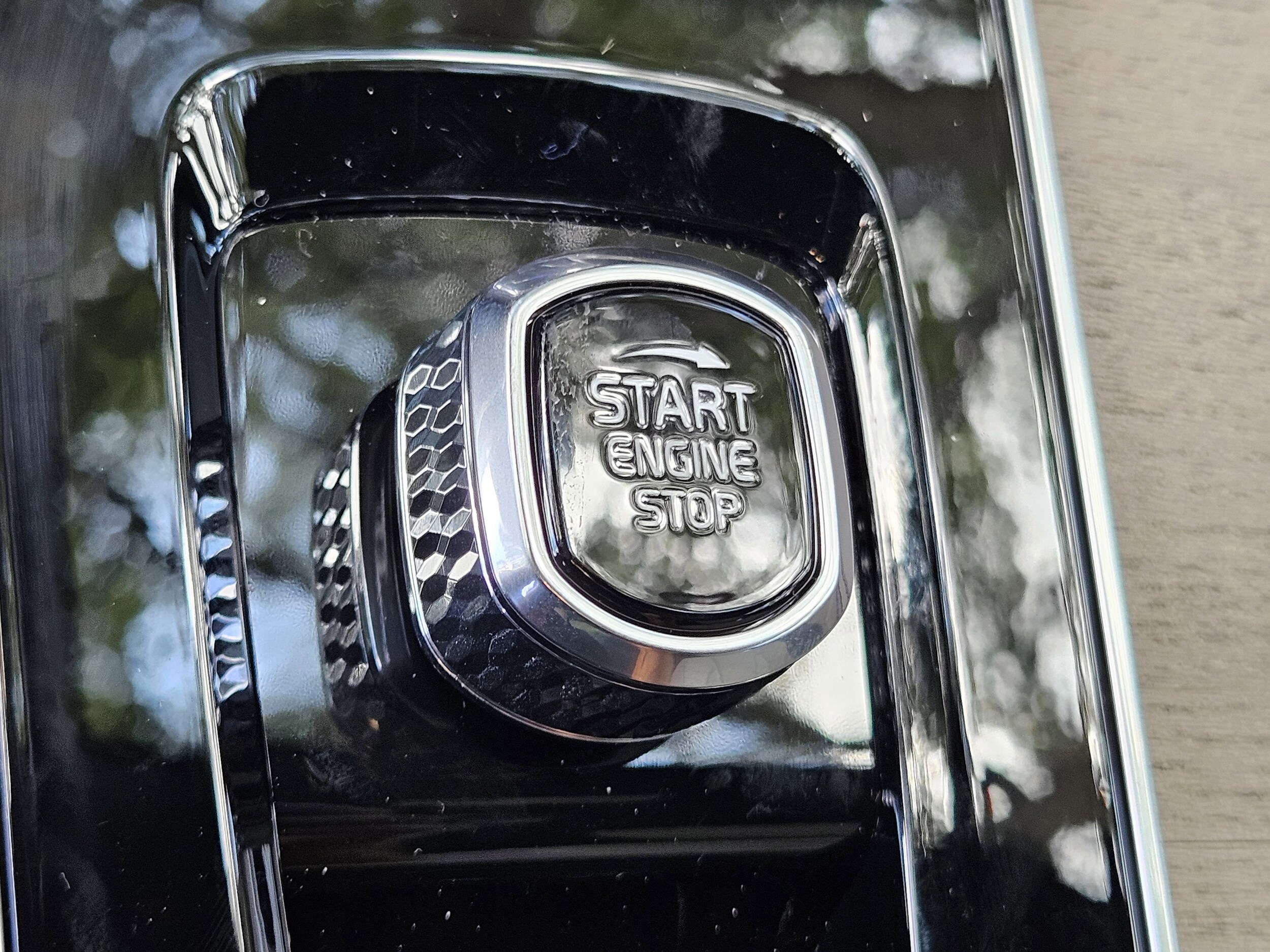 2026 Volvo XC90 Plus - Photo 32