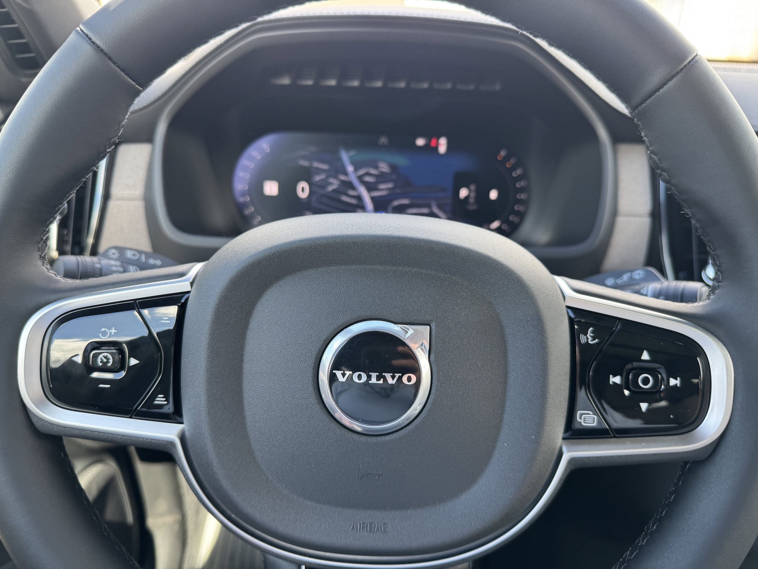 2026 Volvo XC90 Ultra - Photo 31