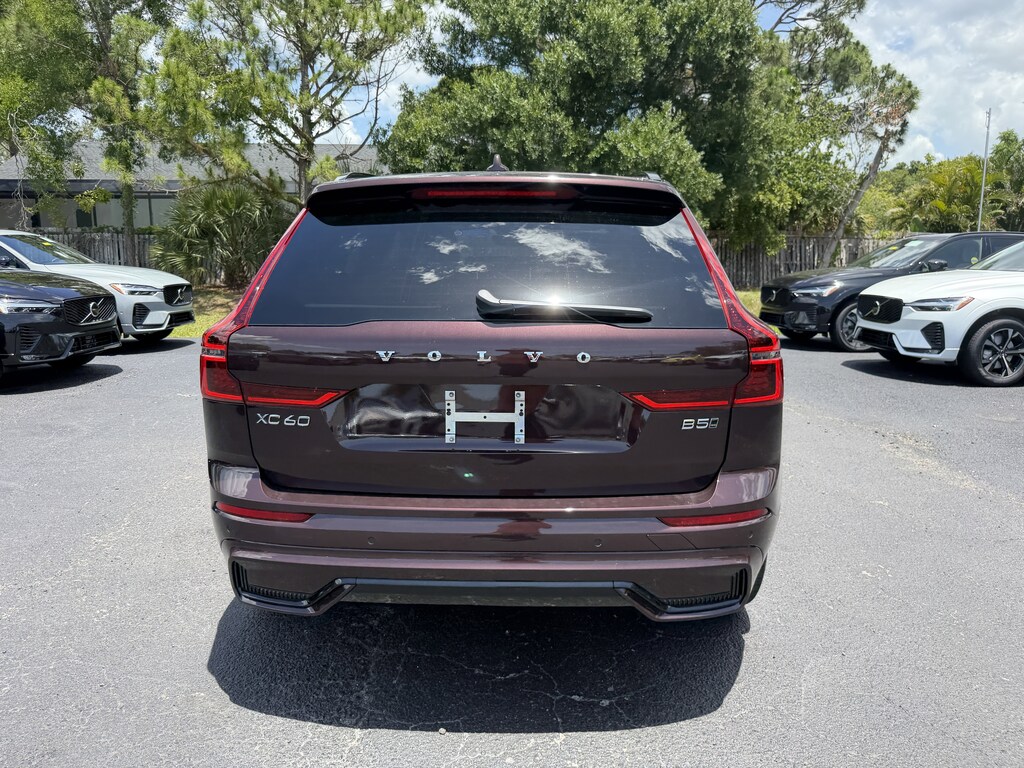 New 2026 Volvo XC60 B5 Plus SUV
