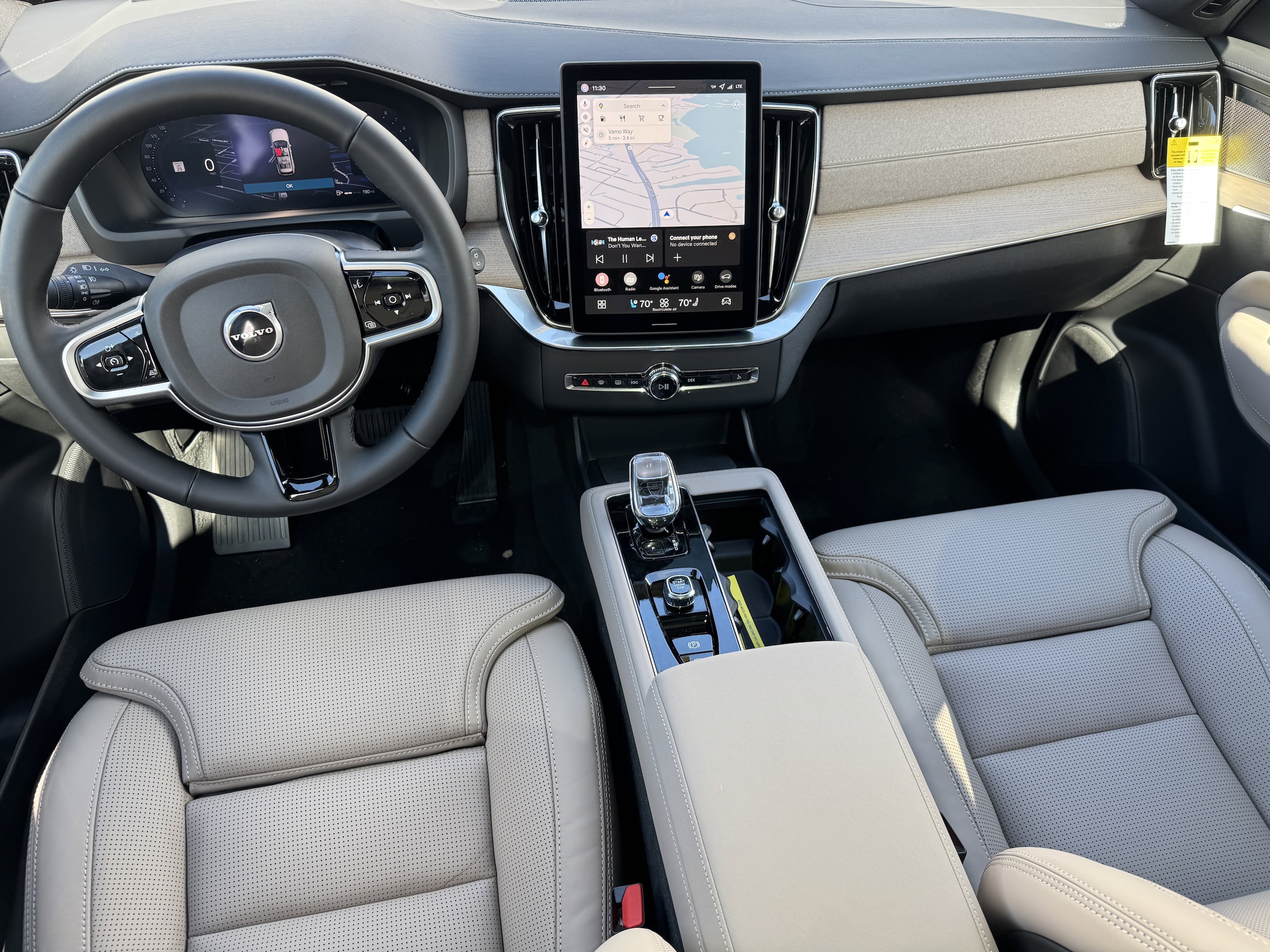 2026 Volvo XC90 Ultra - Photo 12