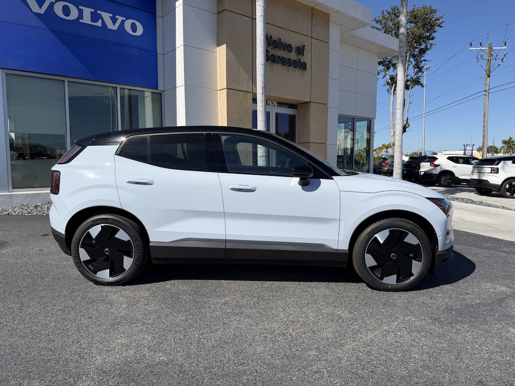 New 2026 Volvo EX30 Twin Motor Ultra SUV