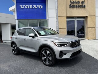 2023 Volvo XC40 B5 Plus Bright Theme SUV