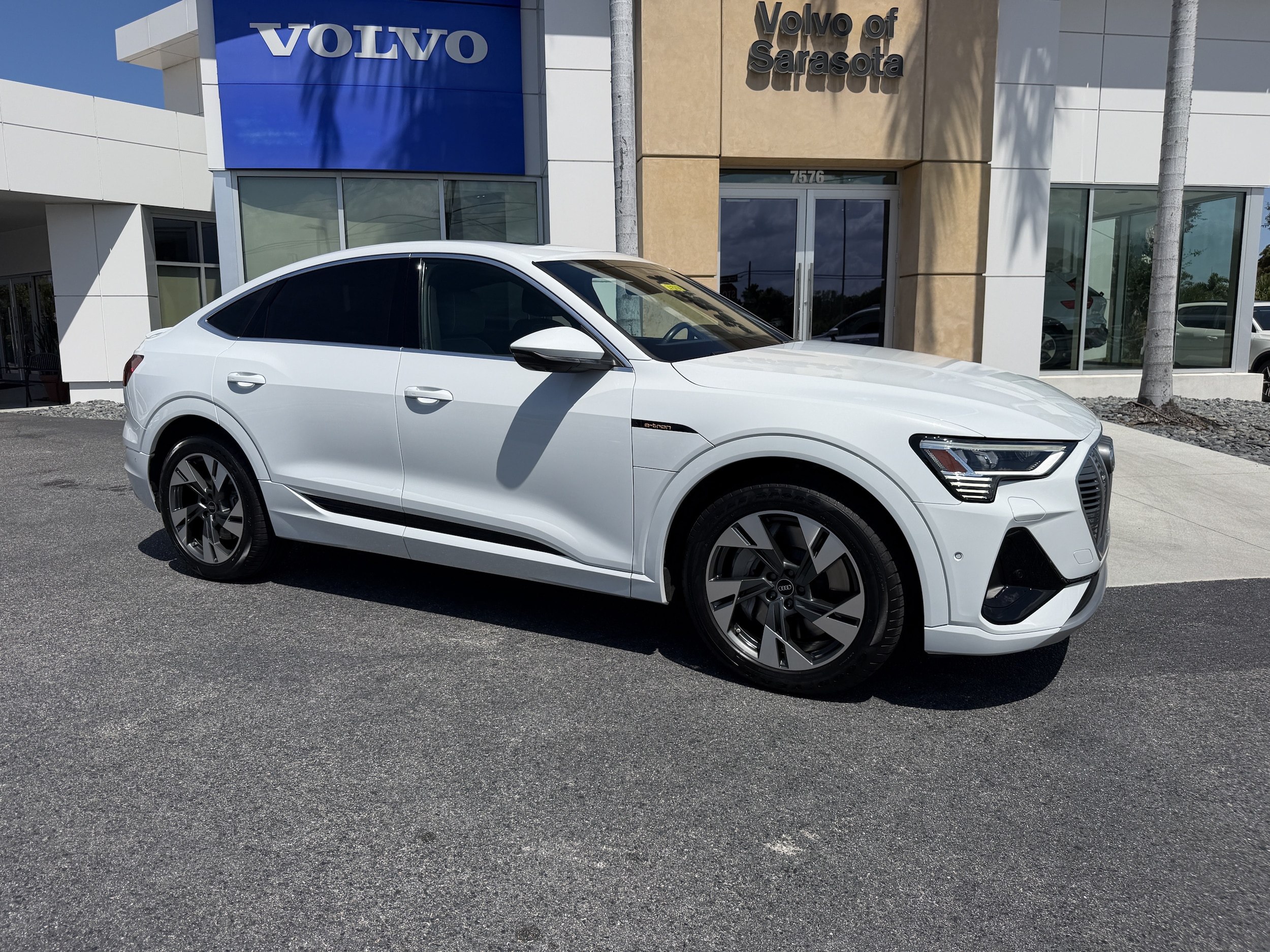2022 Audi e-tron Sportback 95 kWh Prestige quattro's photo