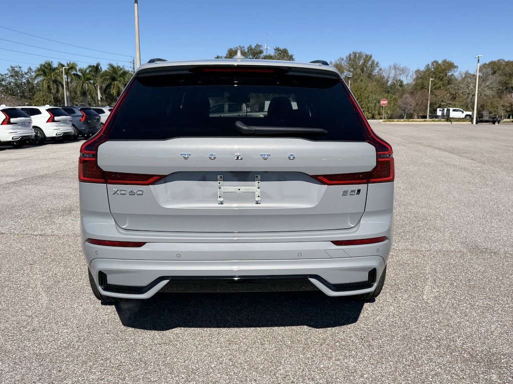 New 2026 Volvo XC60 B5 Plus SUV