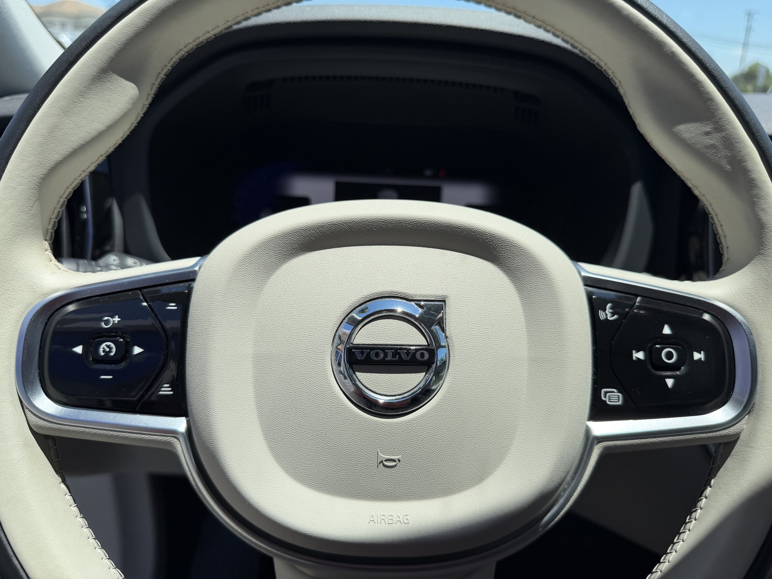 2023 Volvo XC60 Plus - Photo 30