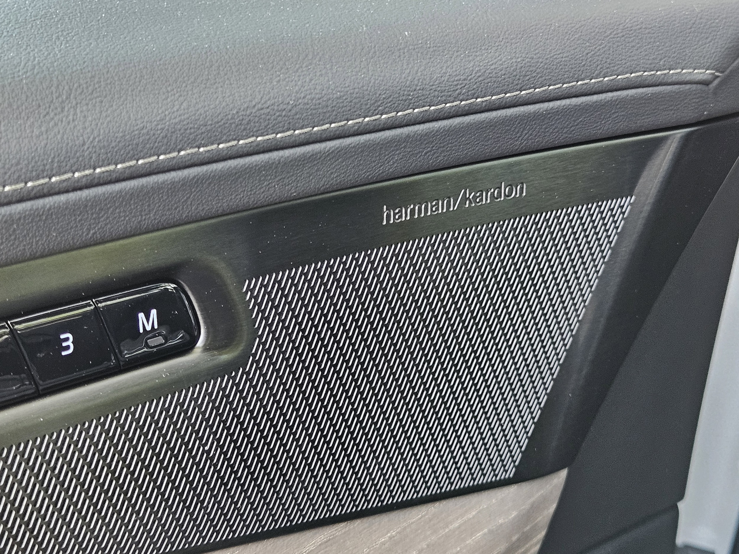 2026 Volvo XC90 Plus - Photo 22