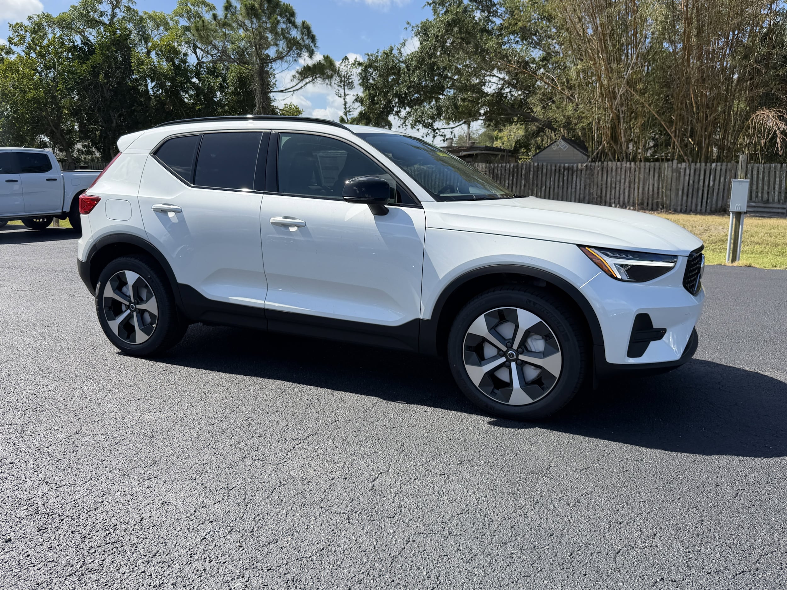 2026 Volvo XC40