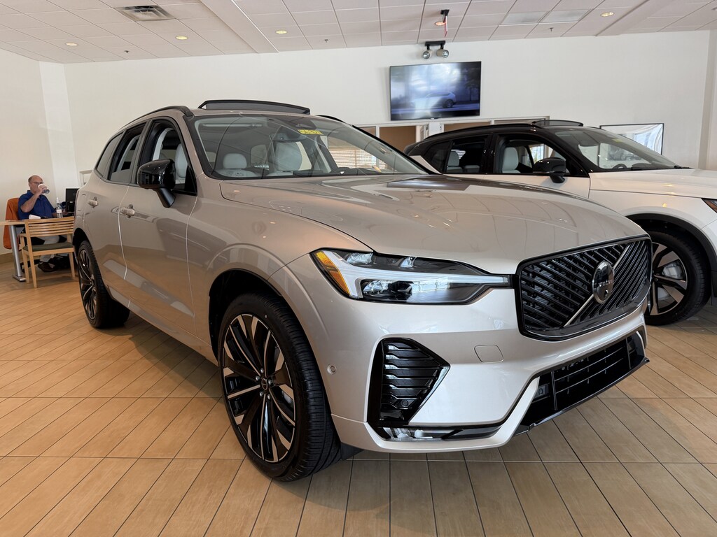 New 2026 Volvo XC60 B5 Ultra SUV