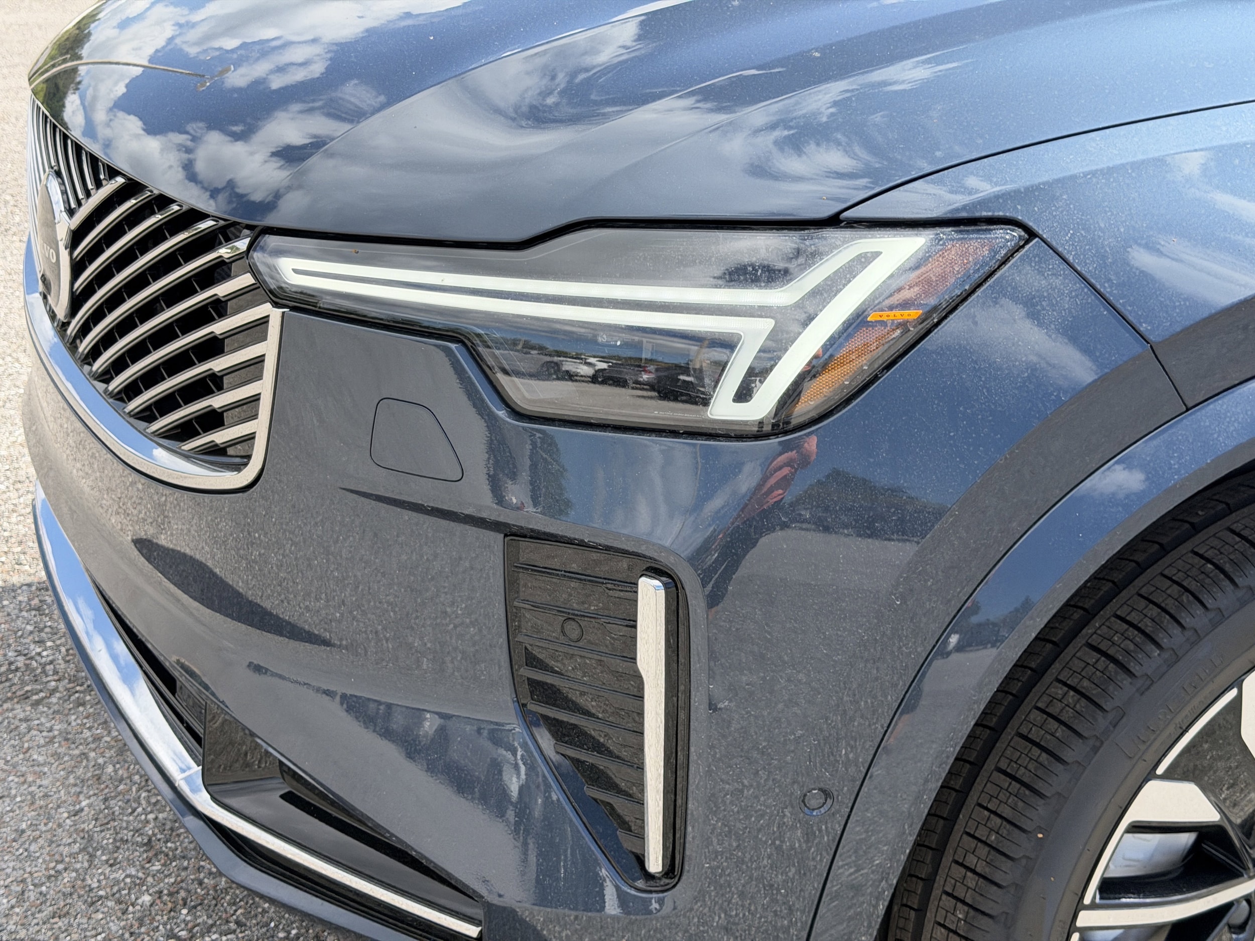 2026 Volvo XC90 Plus - Photo 7