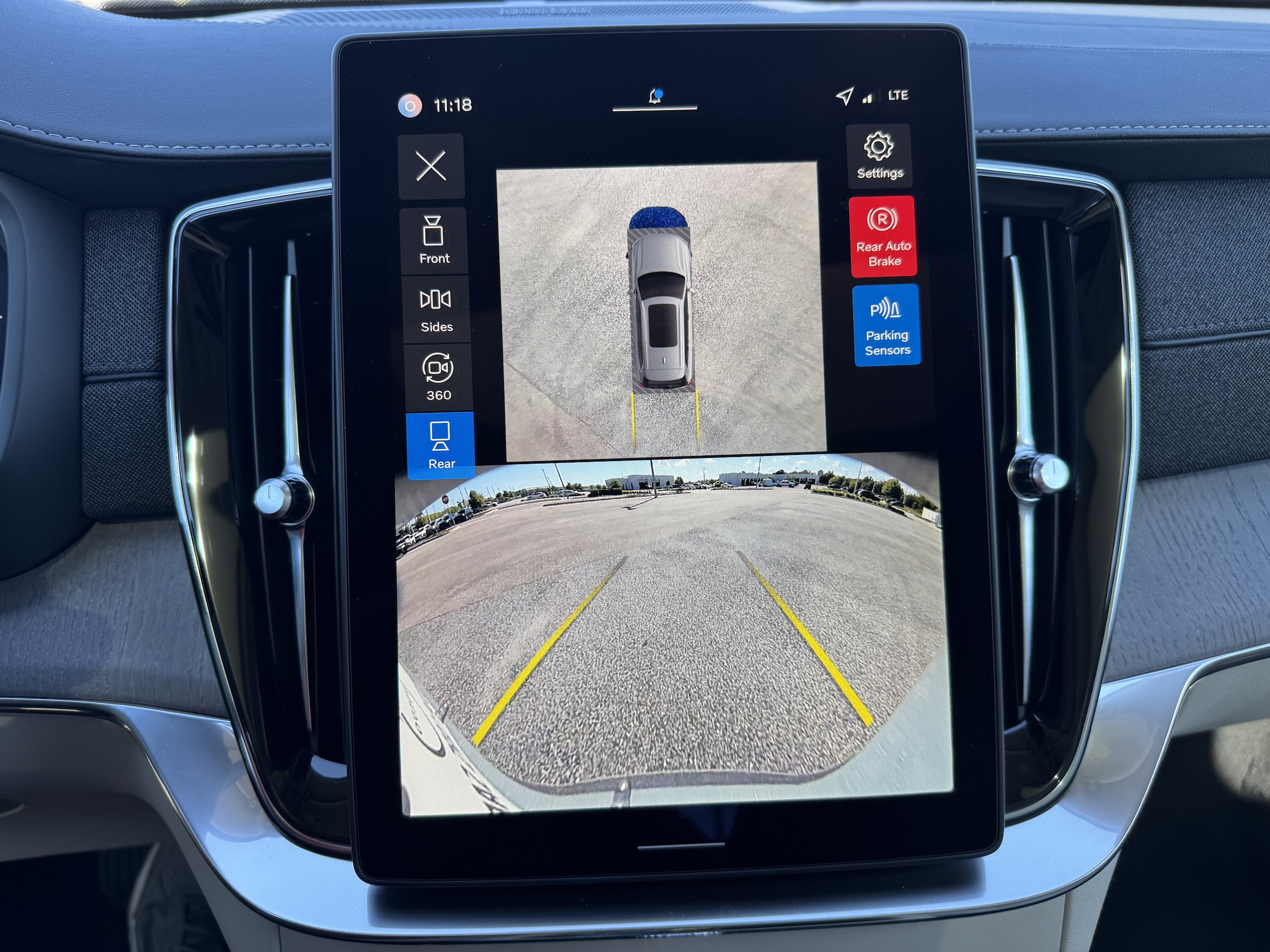 2026 Volvo XC90 Ultra - Photo 24