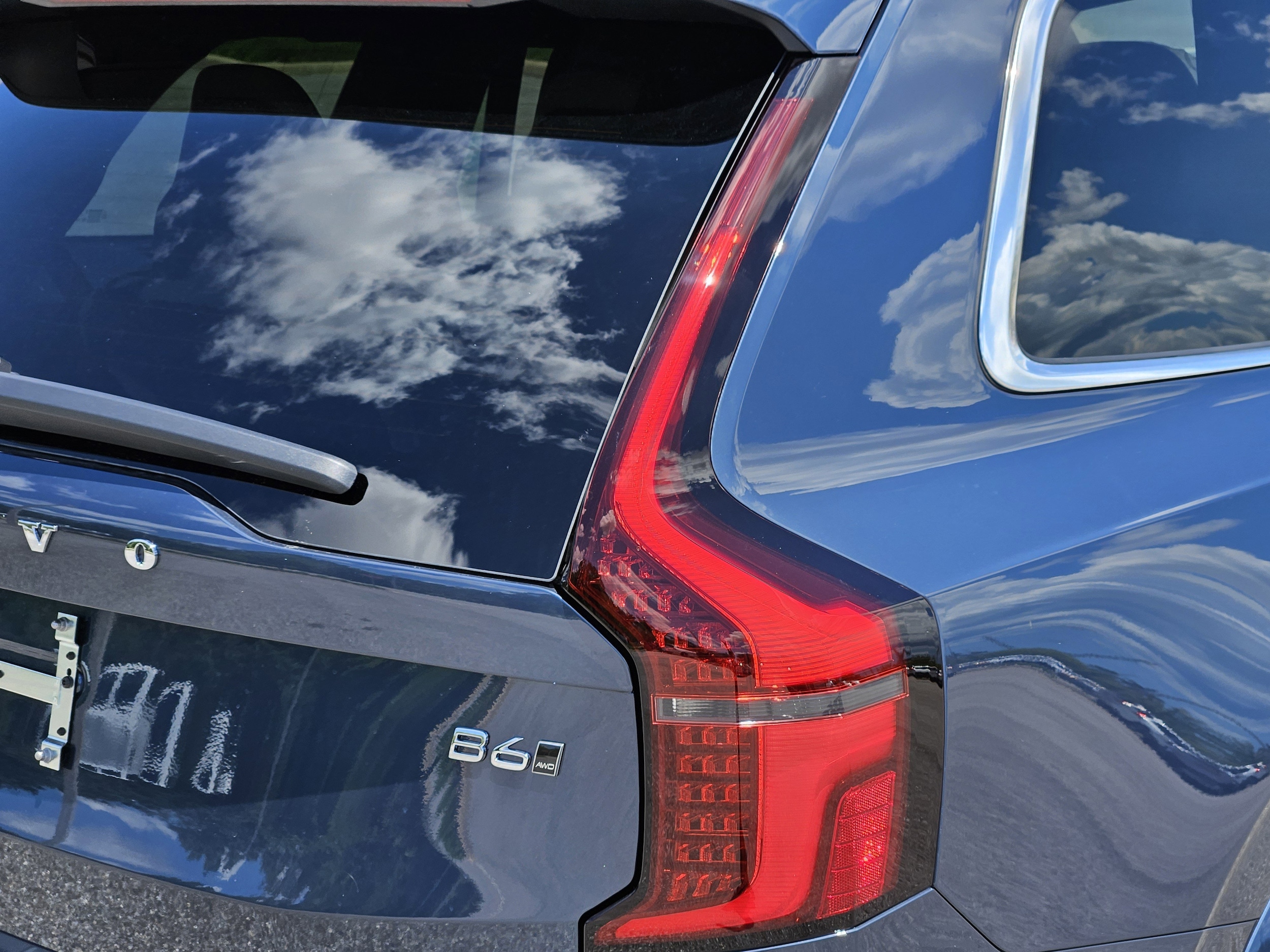 2026 Volvo XC90 Plus - Photo 10