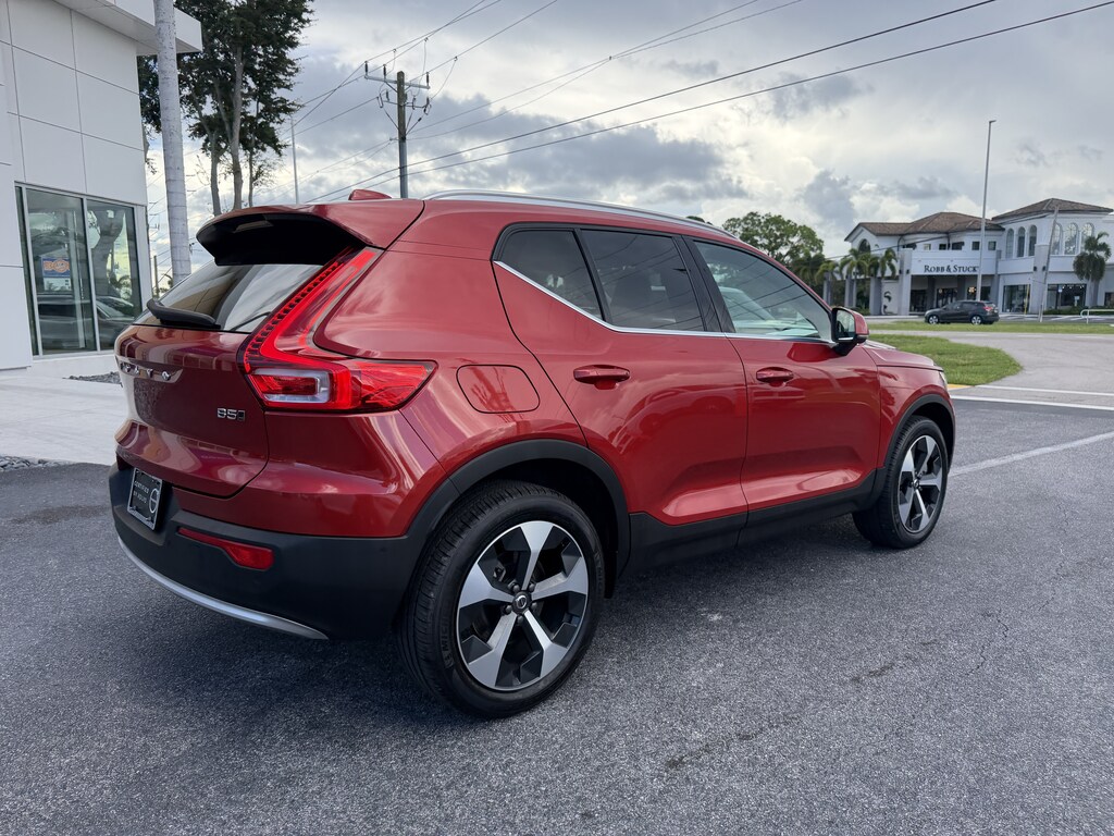 Used 2024 Volvo XC40 B5 Plus Bright Theme SUV