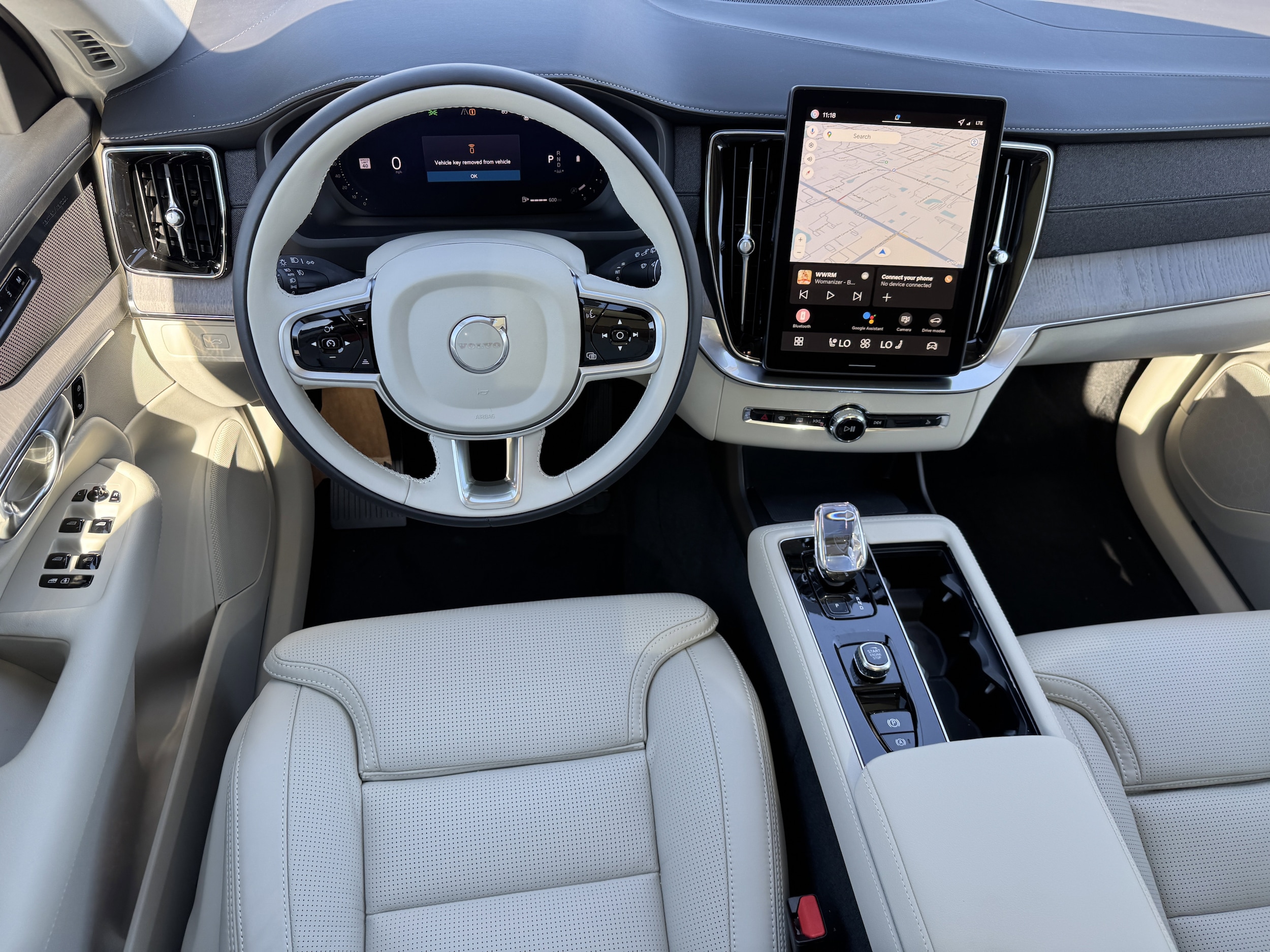 2026 Volvo XC90 Ultra - Photo 15
