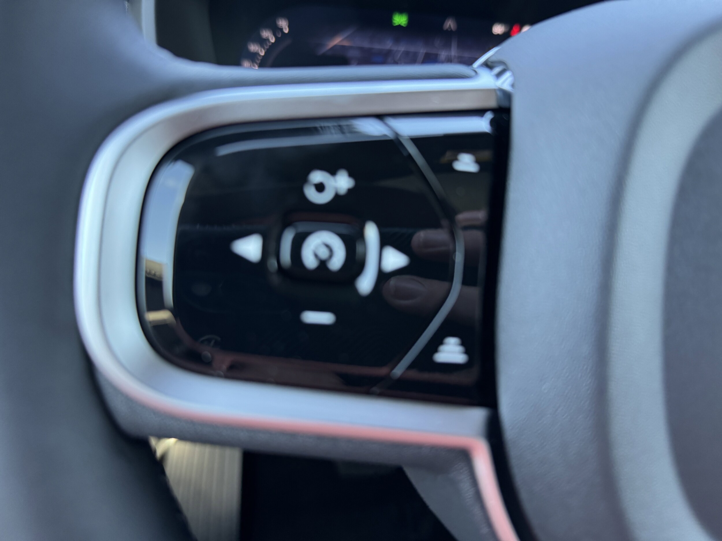 2026 Volvo XC90 Plus - Photo 29