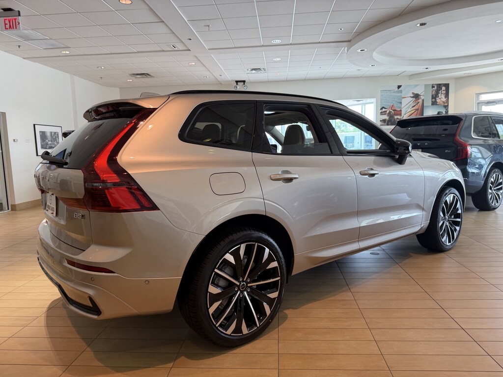 New 2026 Volvo XC60 B5 Ultra SUV