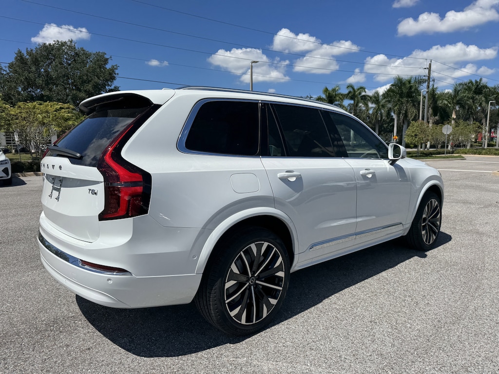 New 2026 Volvo XC90 plug-in hybrid T8 Plus 7-Seater SUV