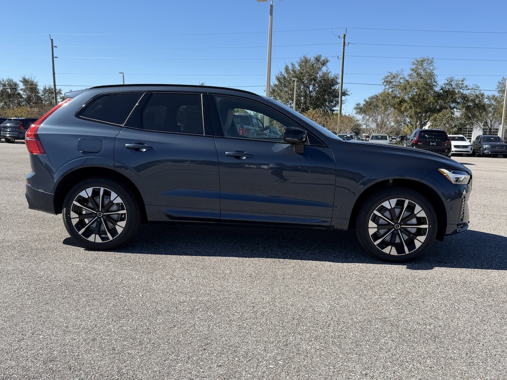 New 2026 Volvo XC60 B5 Plus SUV