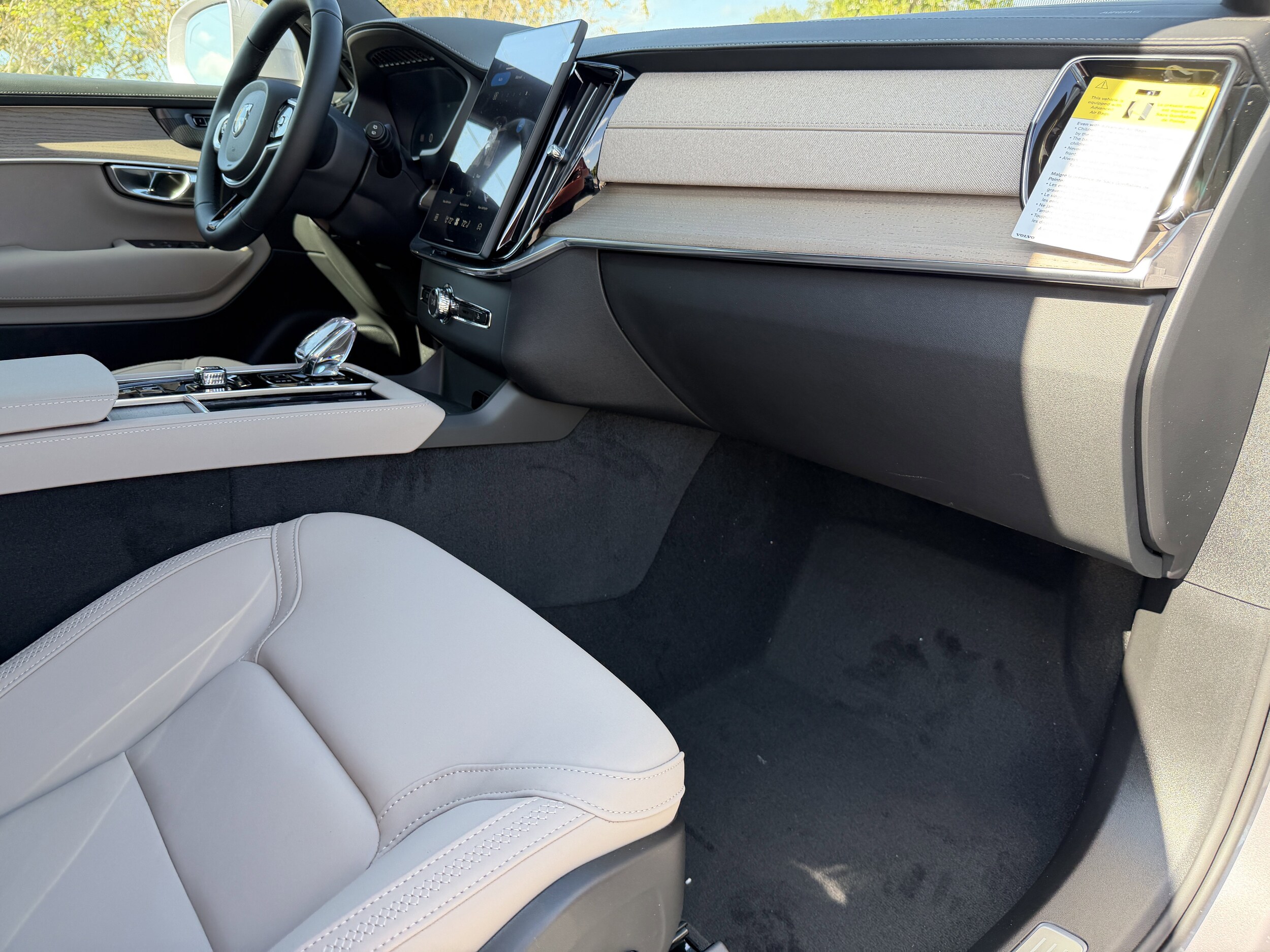 2026 Volvo XC90 Plus - Photo 10