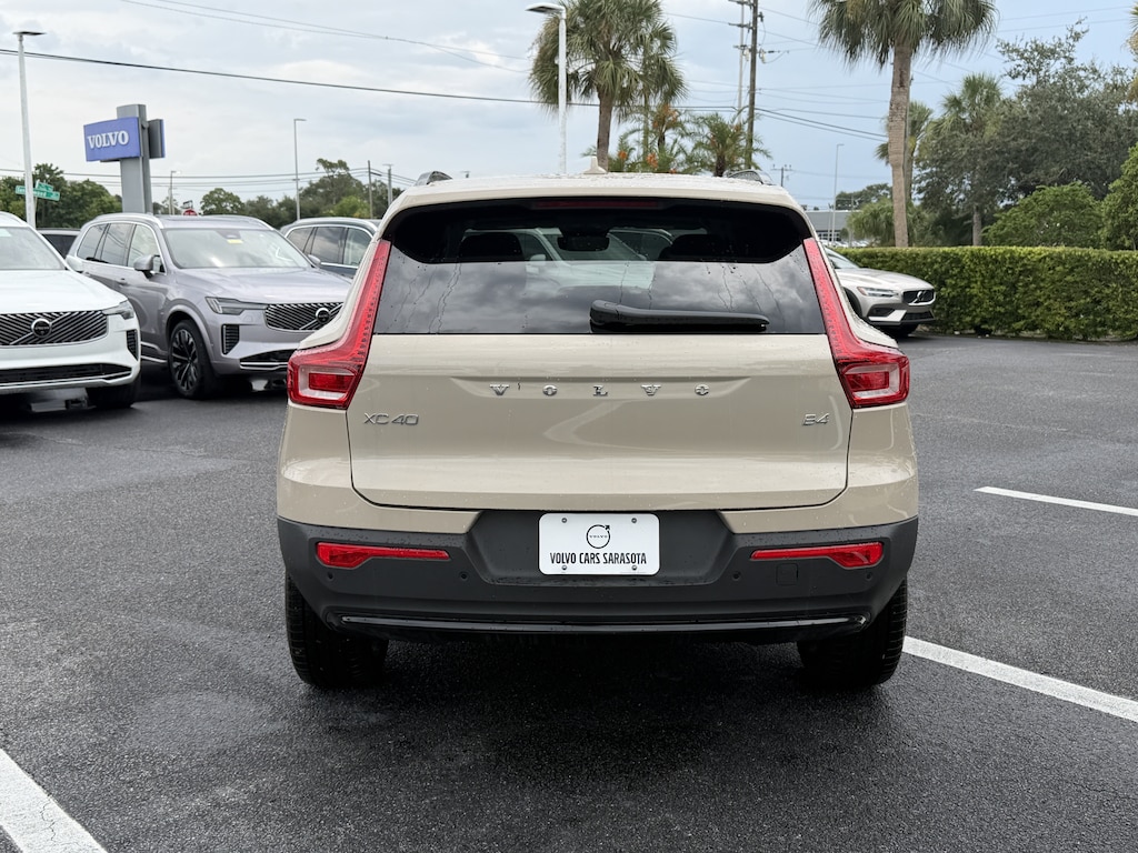 New 2026 Volvo XC40 B4 Plus SUV