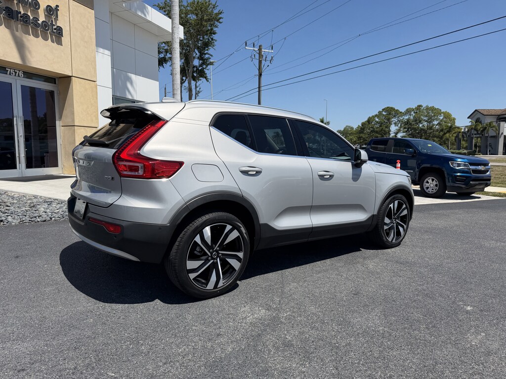 Certified 2023 Volvo XC40 B5 Plus Bright Theme SUV