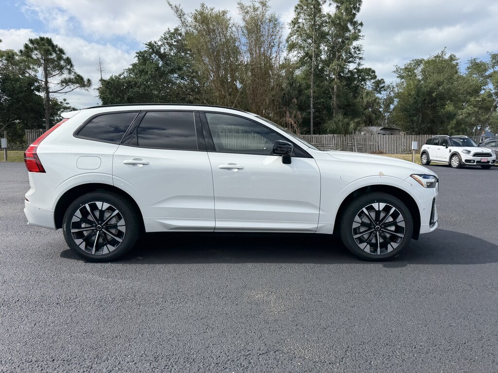New 2026 Volvo XC60 B5 Plus SUV