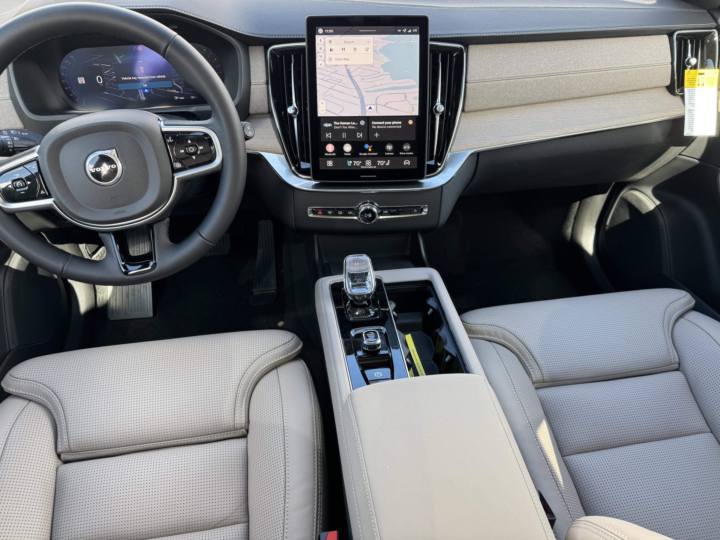 2026 Volvo XC90 Ultra - Photo 14