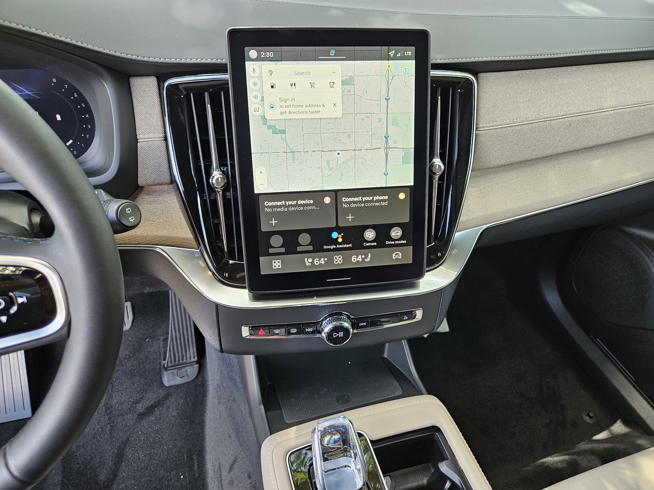 2026 Volvo XC90 Plus - Photo 26