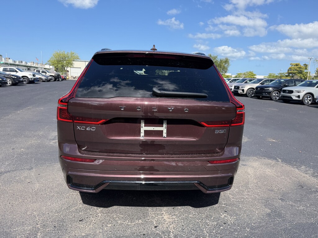 New 2026 Volvo XC60 B5 Plus SUV