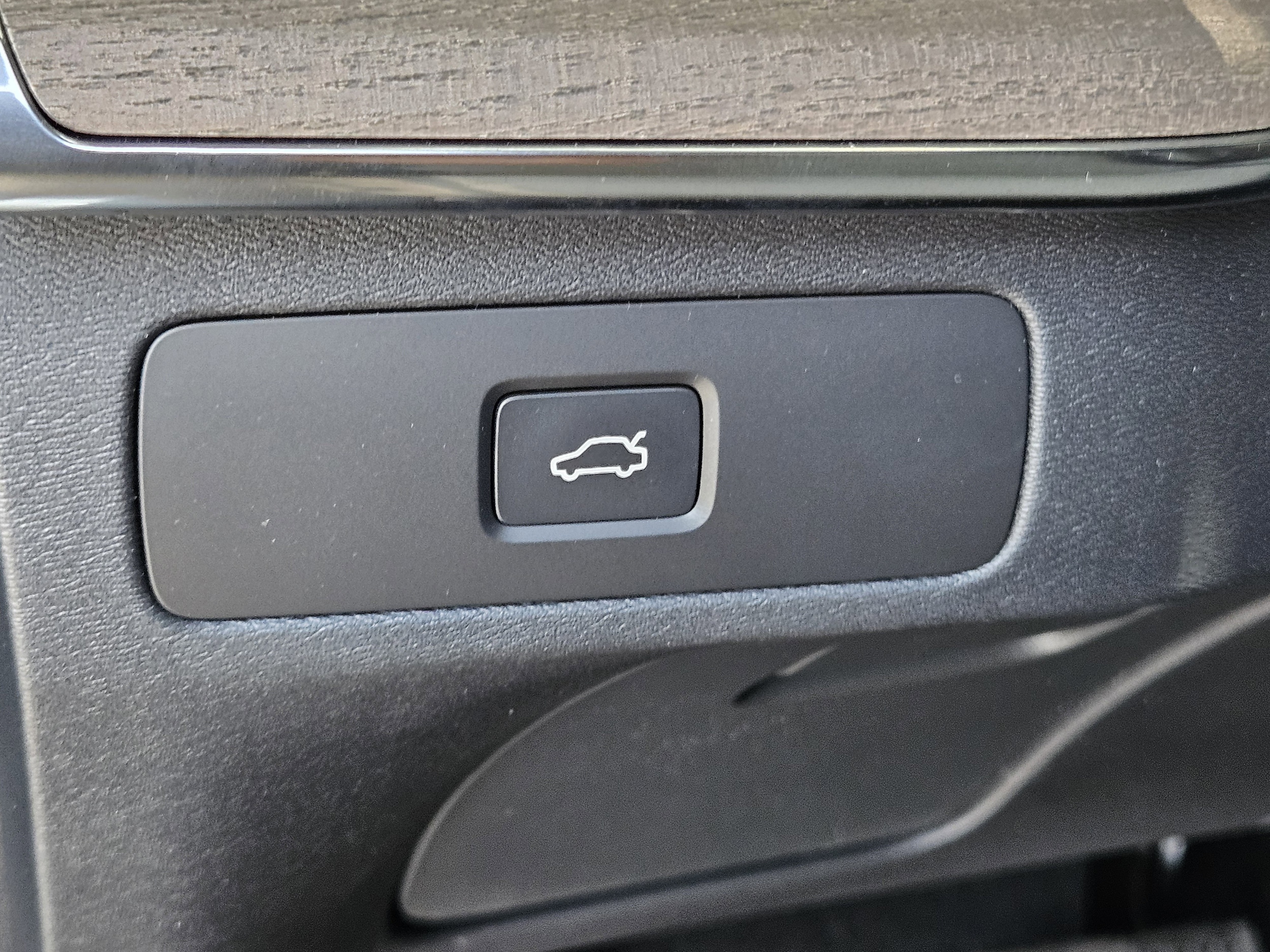 2026 Volvo XC90 Plus - Photo 23