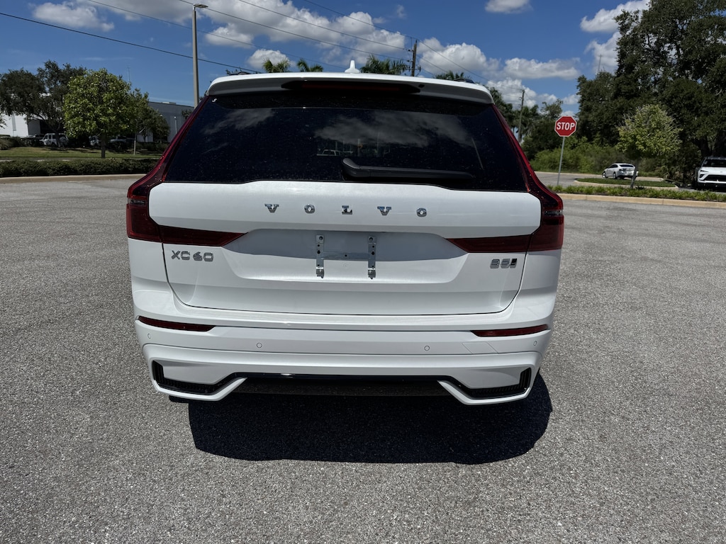New 2026 Volvo XC60 B5 Ultra SUV
